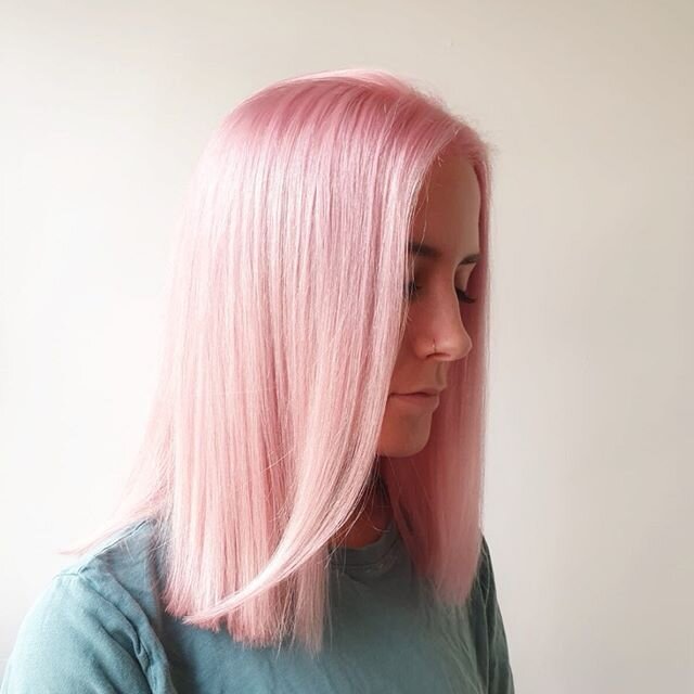 ◽️ P I N K ◽️ We love pink hair here @voxhairdressing and this beauty by @rljackson_hair is no exception. GORGEOUS! 💓#pinkhair #voxhairdressing #ladieshair