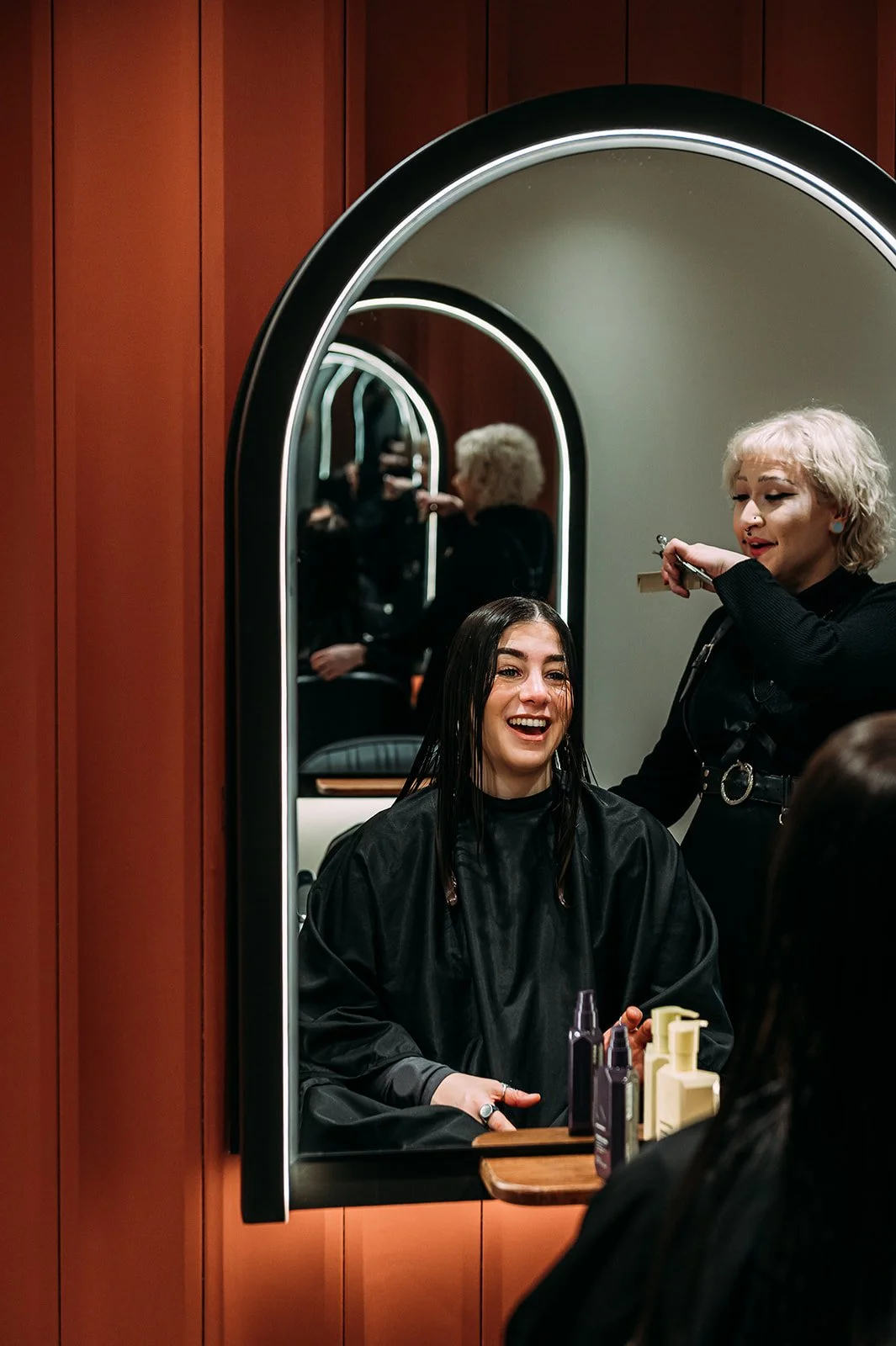 luxury-hair-specialisat-salon.jpg