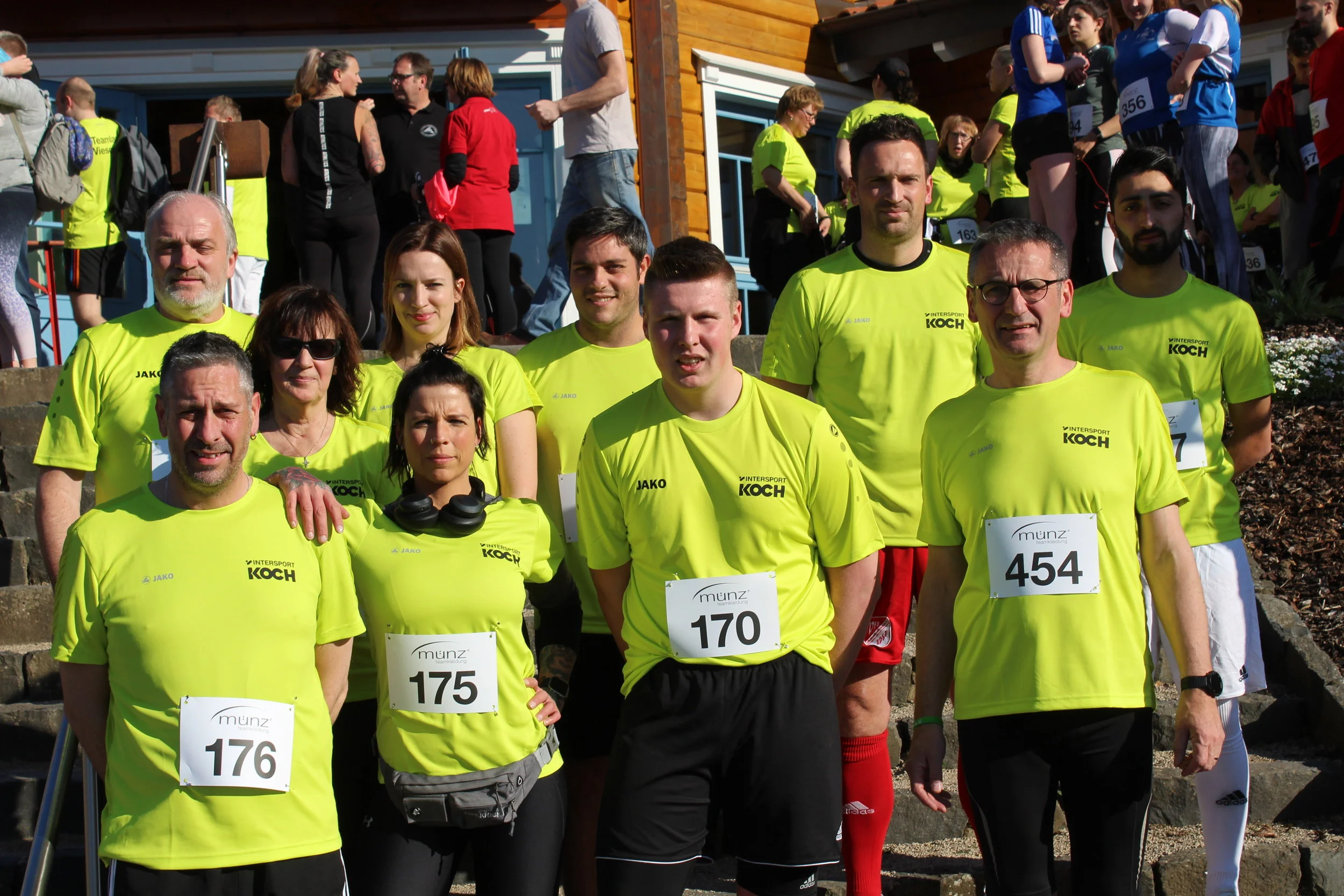 Jung Elektrotechnik geht beim Teamlauf am Wiesensee an den Start