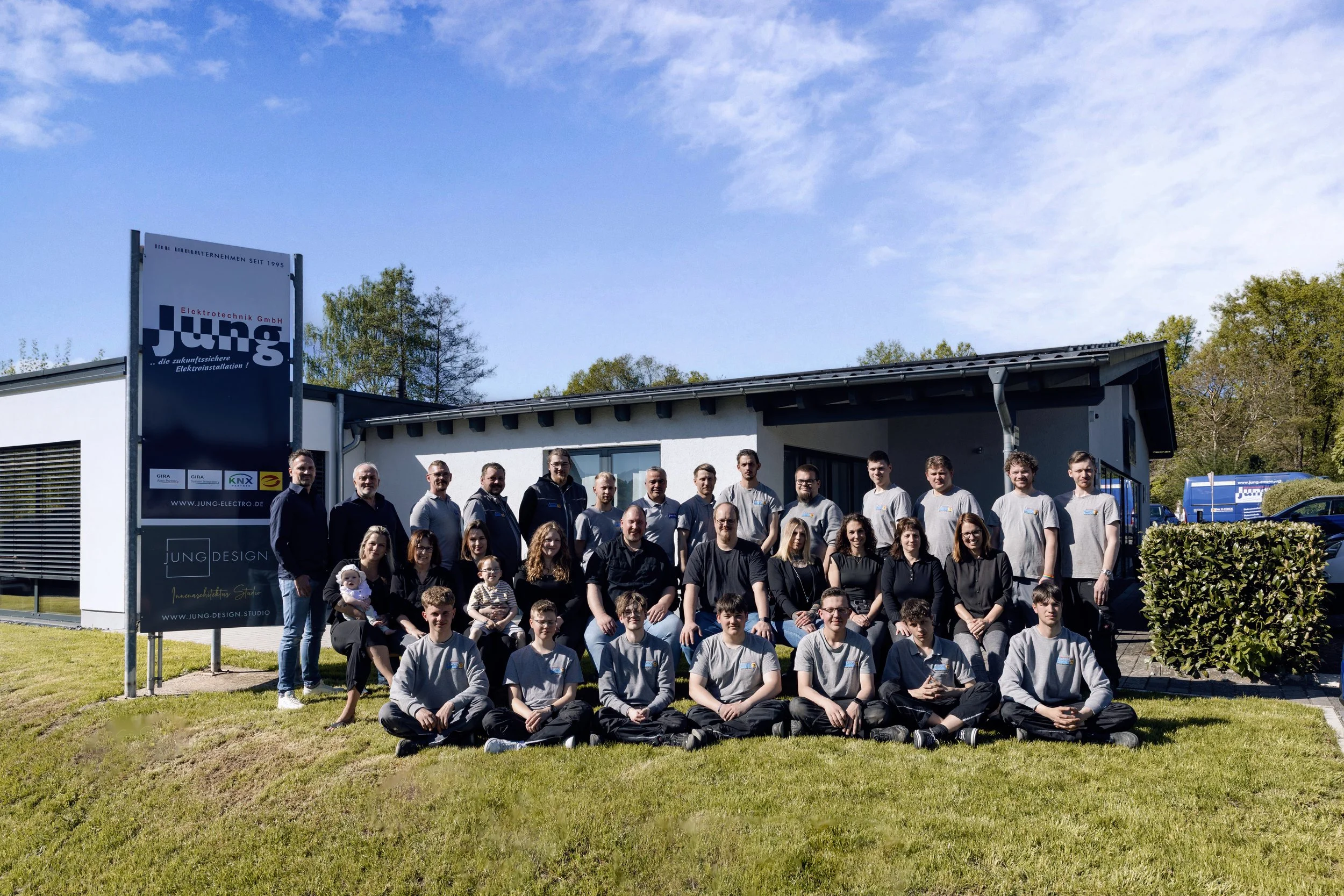 ElektroJung-5501@.jpg