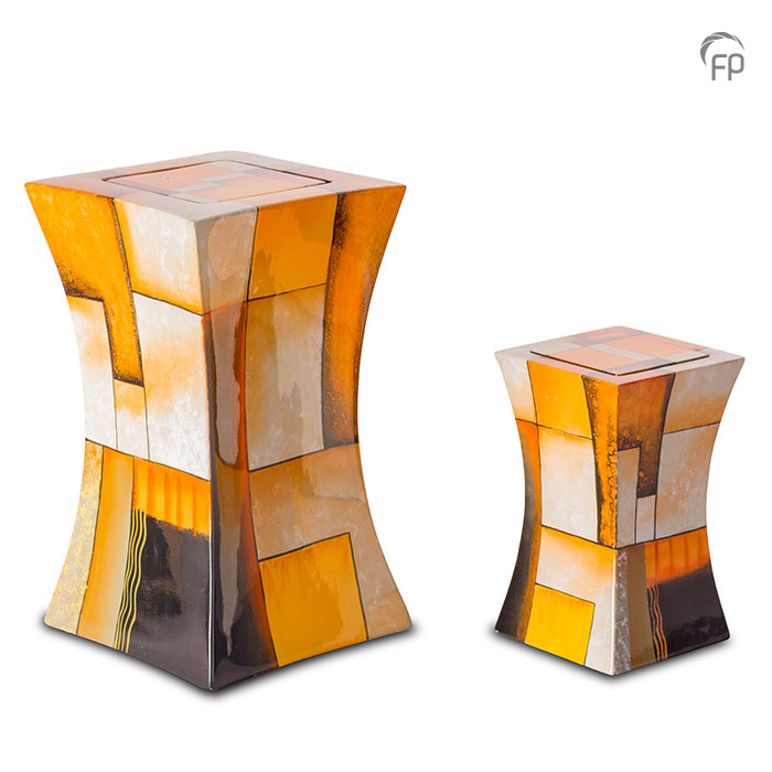 GFU 222 | GFU 222 S Glasfiber urn diabolo oranje. GFU 222 € 229,00 / 3.80 L / H 29 CM GFU 222 S€ 179,00/1.10 L/H 19 CM