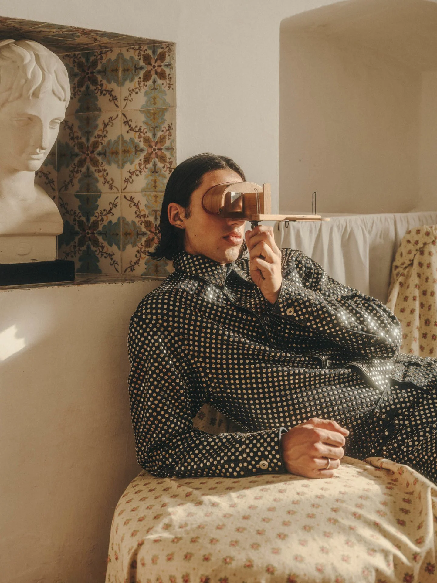 salvalopez_kinfolk_41_fall21_fashion_outofseason_043-1440x1920.jpg
