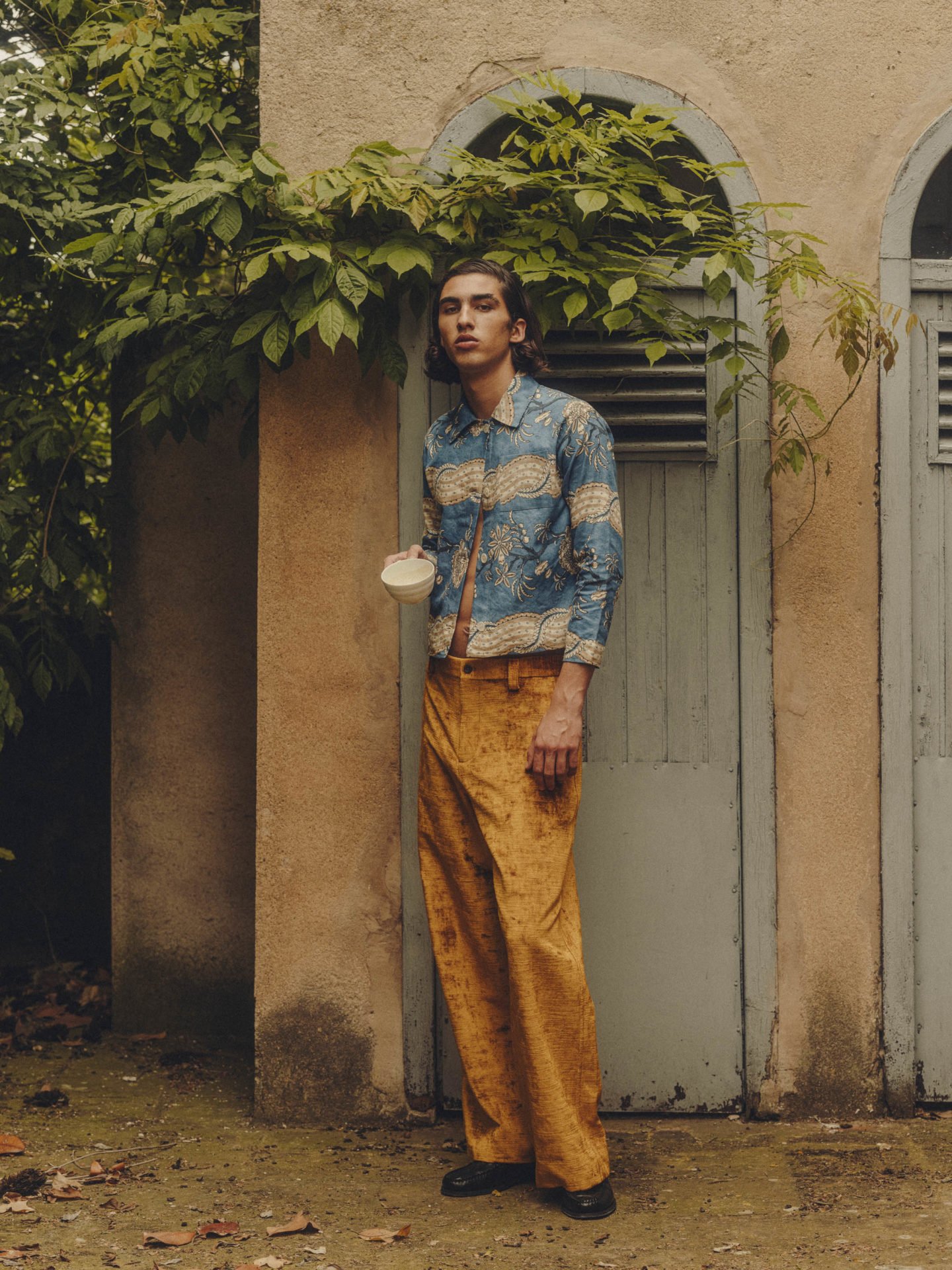 salvalopez_kinfolk_41_fall21_fashion_outofseason_023-1440x1920.jpg