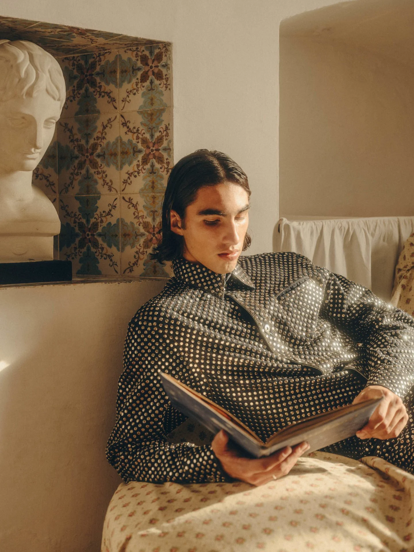 salvalopez_kinfolk_41_fall21_fashion_outofseason_042-1440x1920.jpg