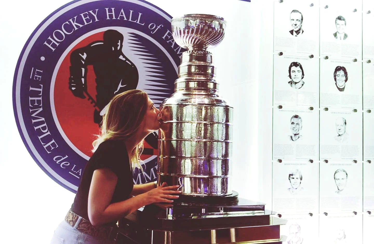 A KISS TO BUILD A DREAM ON