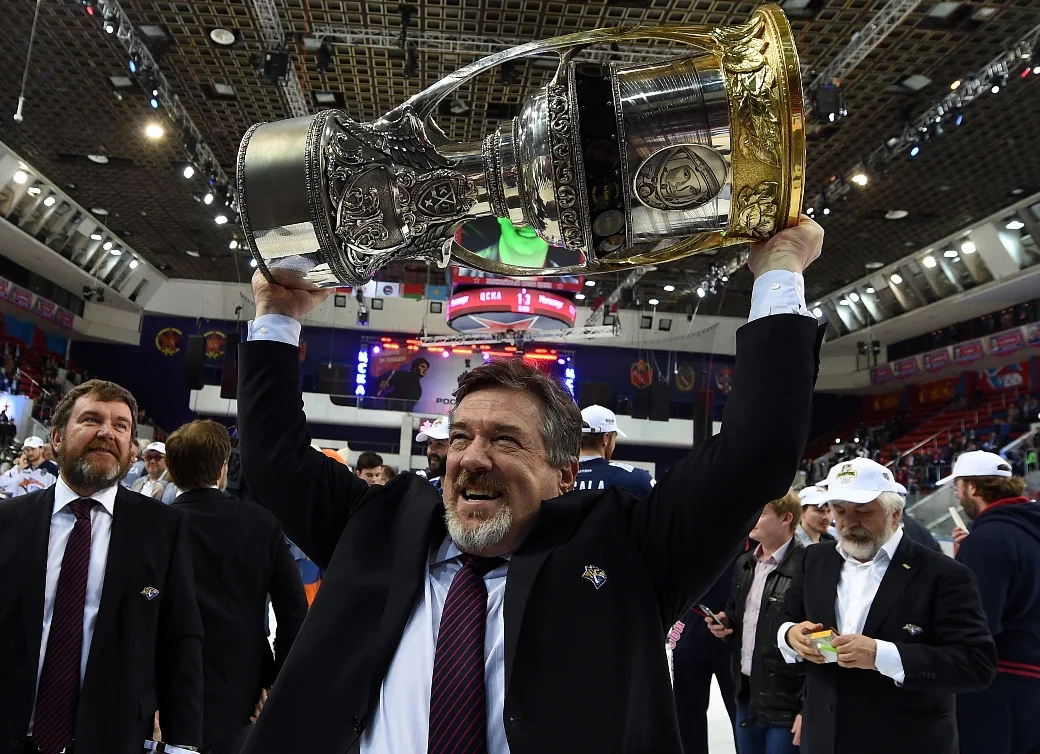 ONE-ON-ONE WITH MIKE PELINO