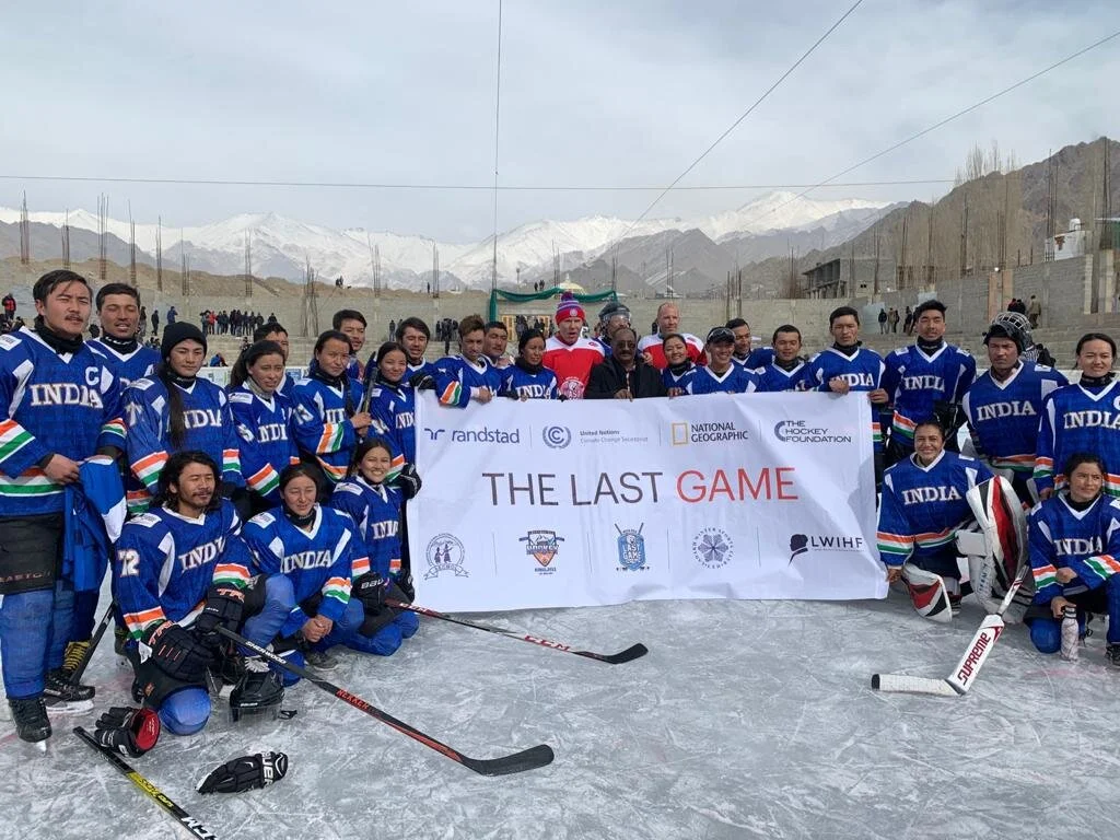 Team India poses with Fetisov at The Last Game.