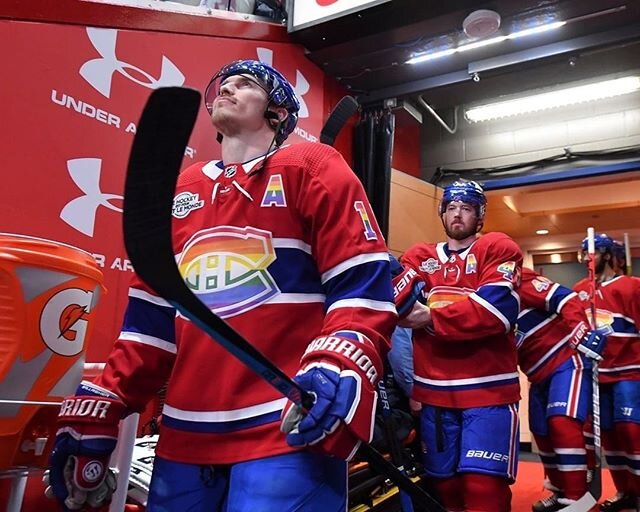 #repost @canadiensmtl
・・・
On c&eacute;l&egrave;bre la journée de la Fierté à travers la LNH!
🏳️&zwj;🌈
Celebrating Pride Day across the @nhl!

#HockeyIsForEveryone #hockey #nhl #icehockey #sports #hockeystyle #hockeyplayers #hockeylife #sportspho