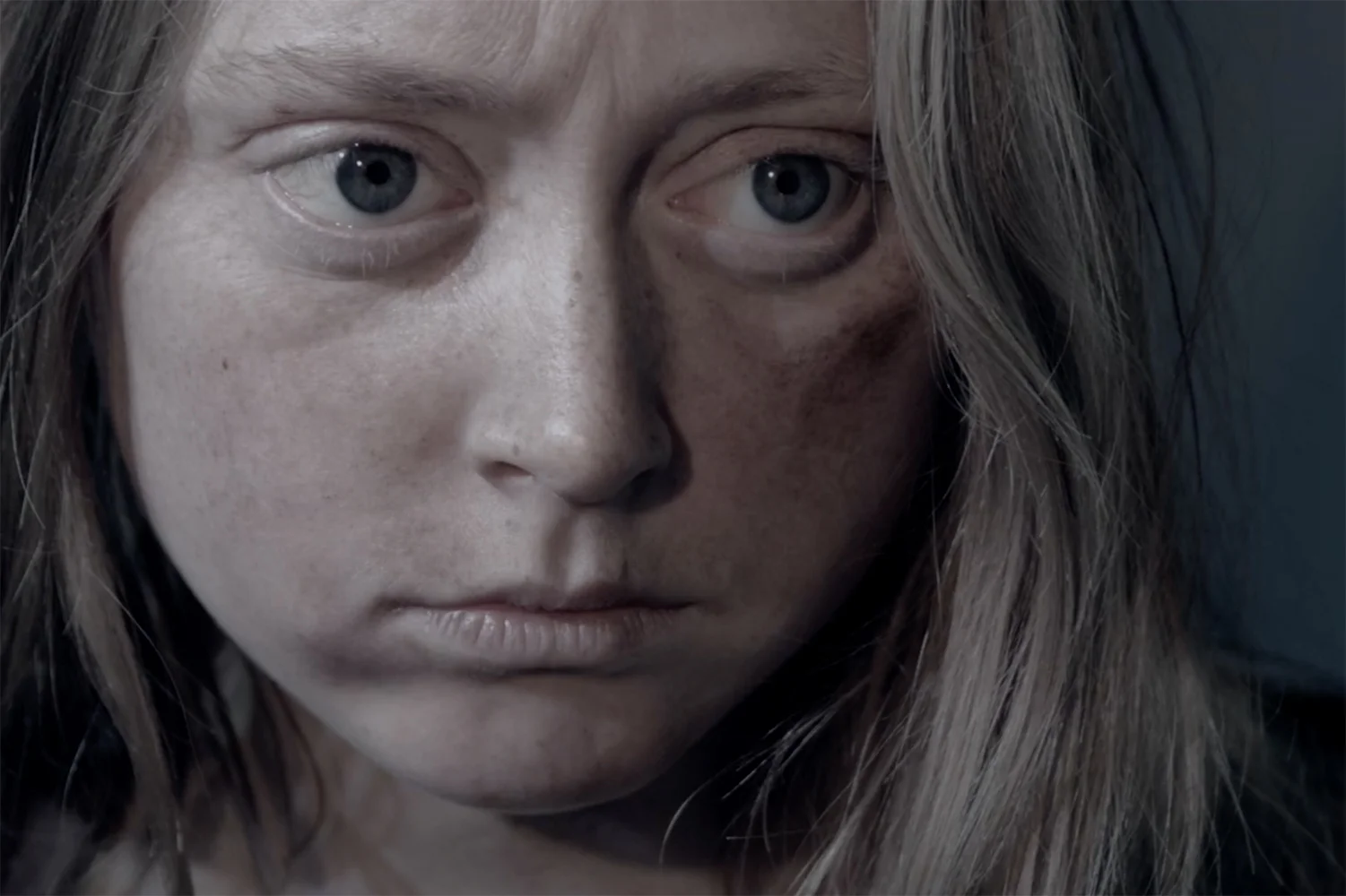 phoebe_nightingale_stay_the_burning_short_film_experimental_emma_true_look.jpg