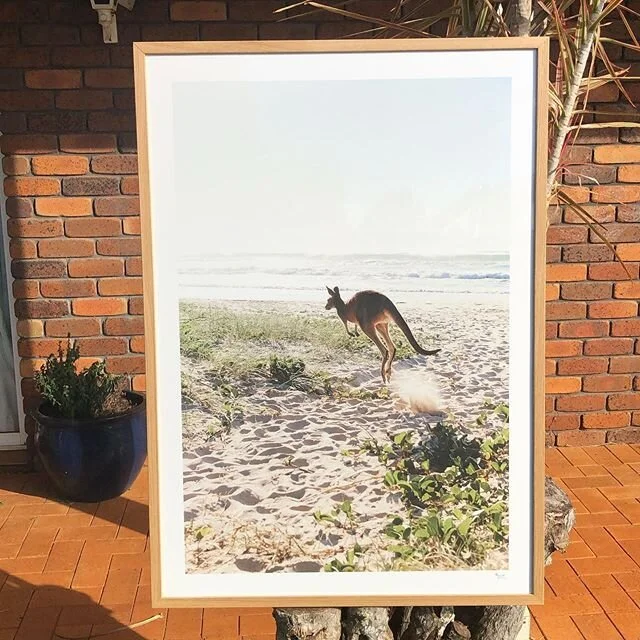 What&rsquo;s up Skip ? 
#customframing #oakframe #oakygoodness #ohsooaky #oakmeup #pampa #wearepampa @wearepampa