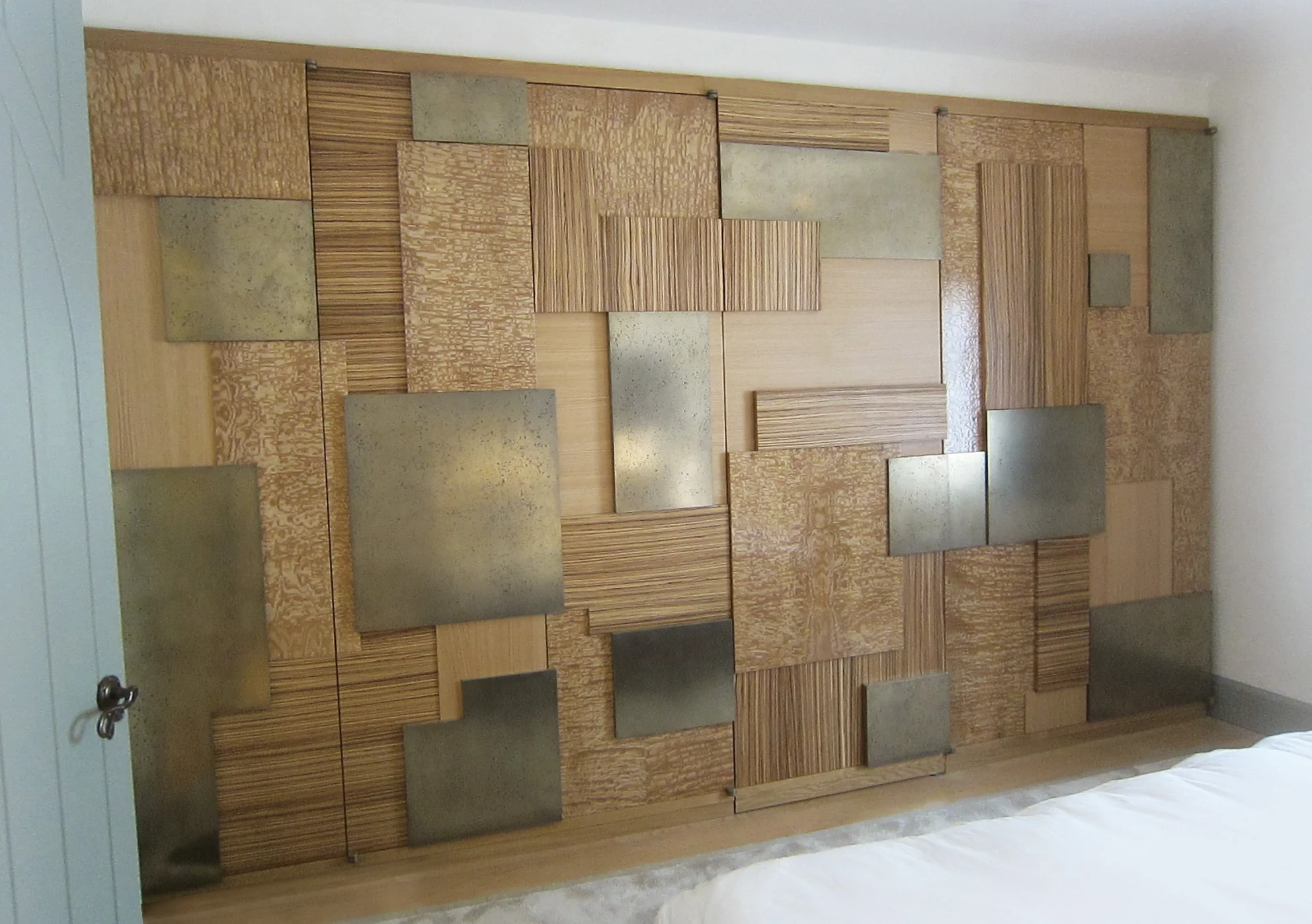 Grosvenor - Wardrobe (13-06-18).jpg