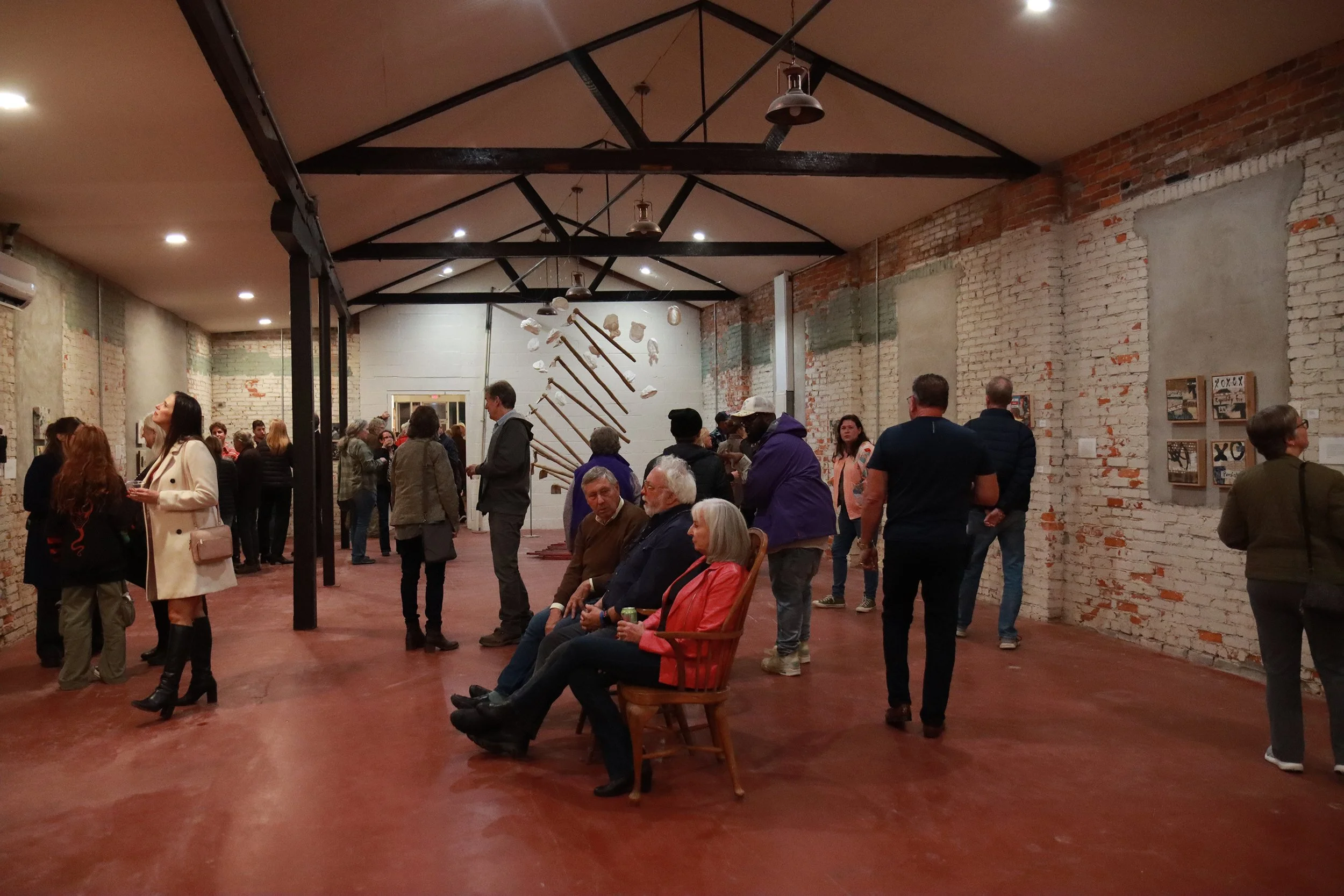 Art Watch Radio Podcast with Vicki Vinton and Constance McBride on December 10, 2025