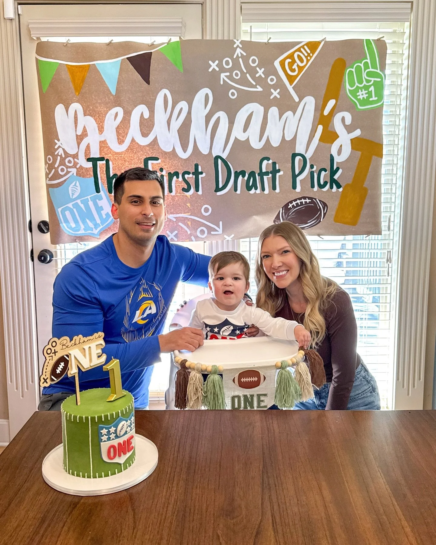 Forever celebrating our #1 draft pick 🏈🎂

#firstbirthday #1stbirthday #1stbirthdayideas #birthdayboy
