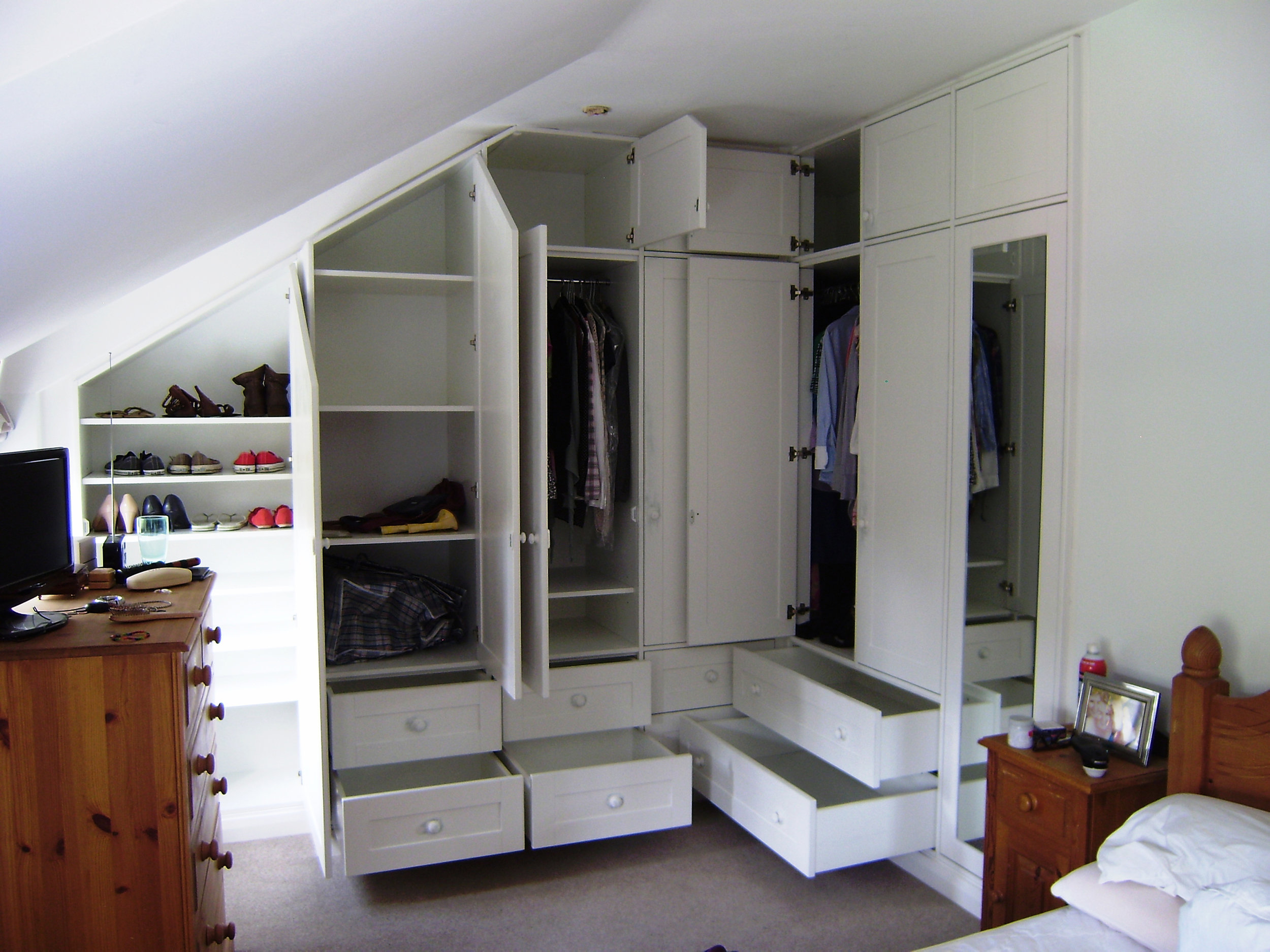 Distressed Paint Ben Stonard Furniture