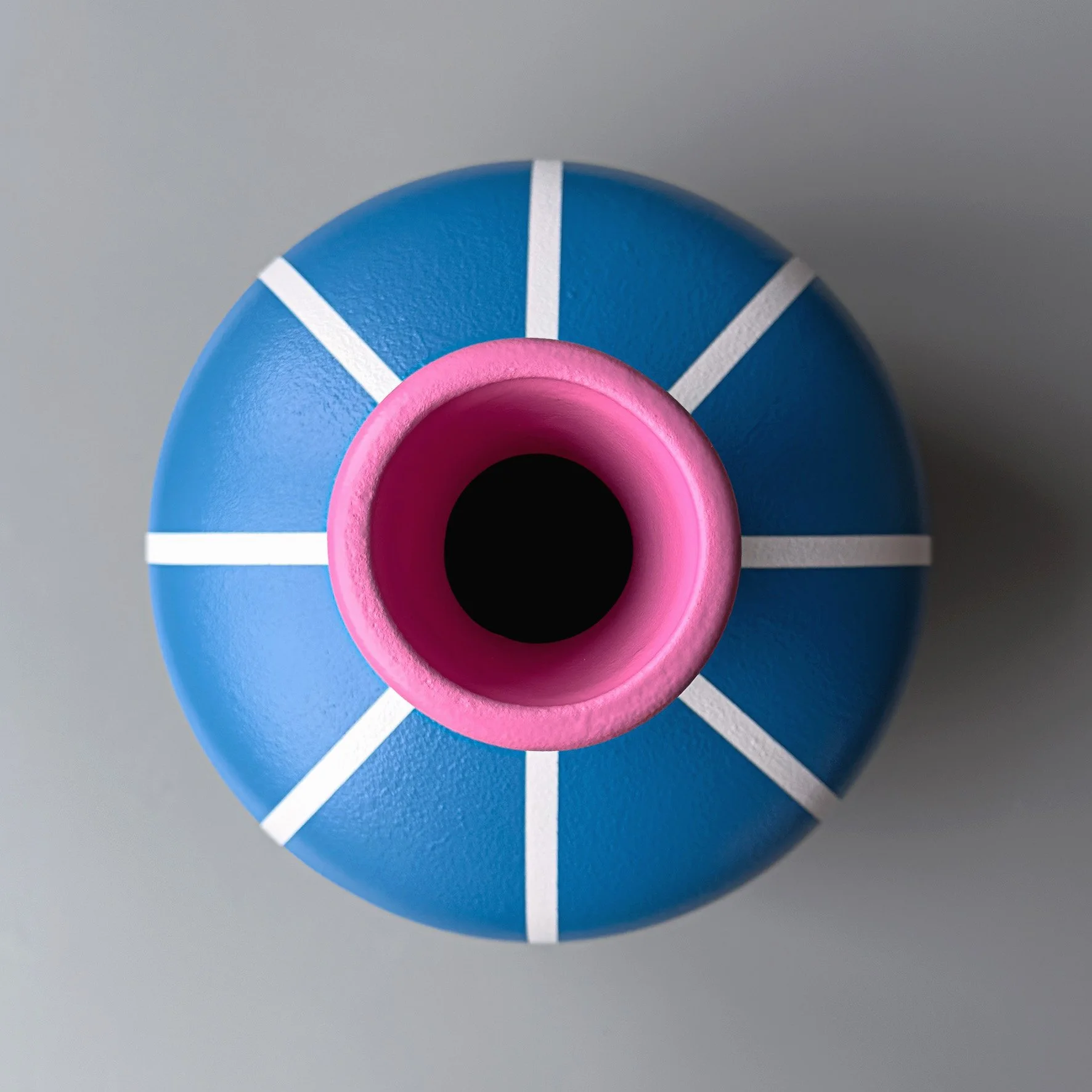 benjamin craven vase blue tublip2.jpg