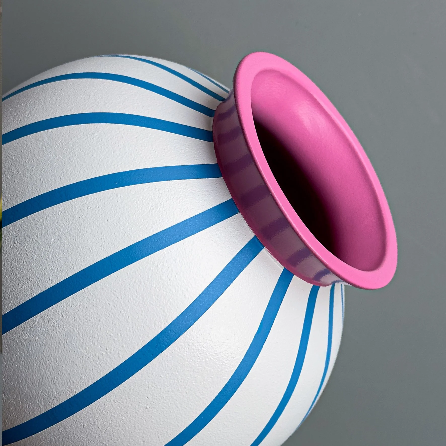 Benjamin craven vase3.jpg