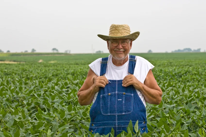 Farmer-Crops.jpg