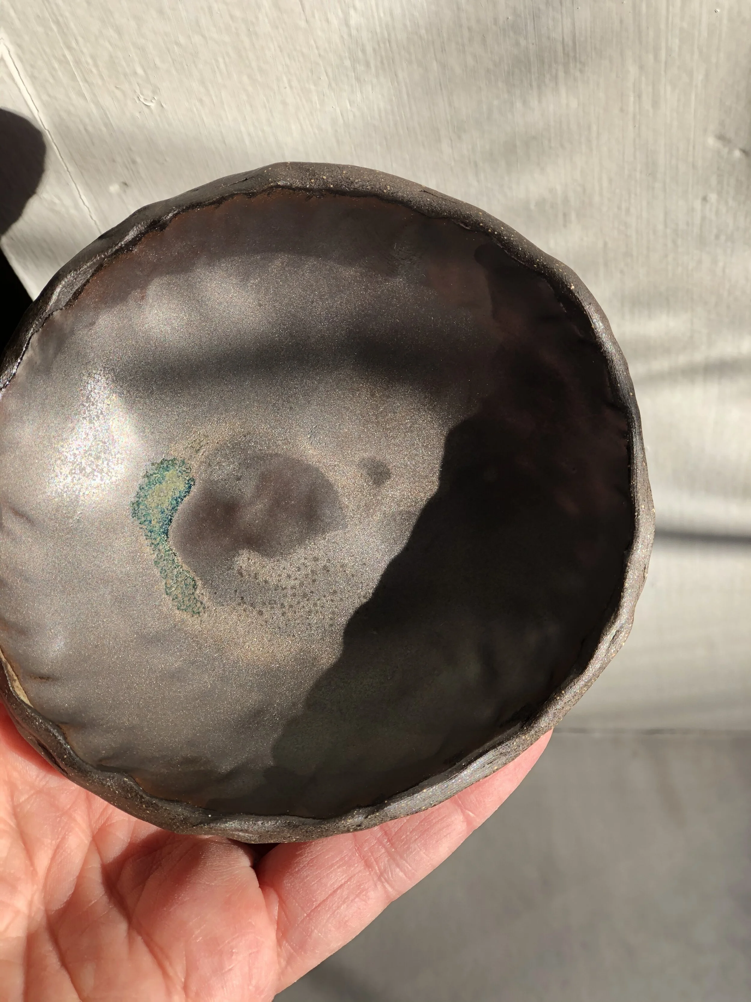 Metallic Rustic pinch dish - 33D69E61-EDE7-443C-83B5-3917E255F073.jpeg