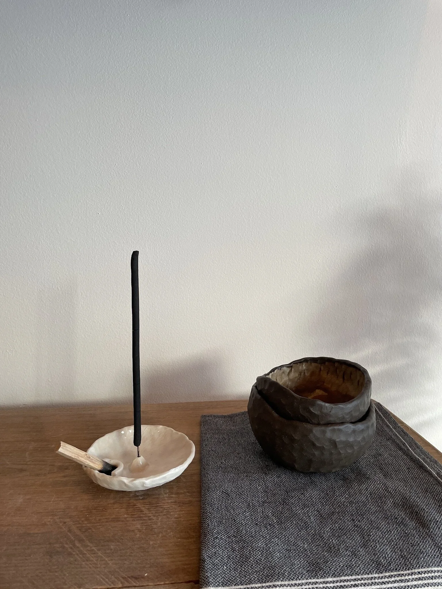 Pearled paisley incense holder - 5DB32BF3-E9F4-4C0B-A399-D9F0C05385B1.jpeg