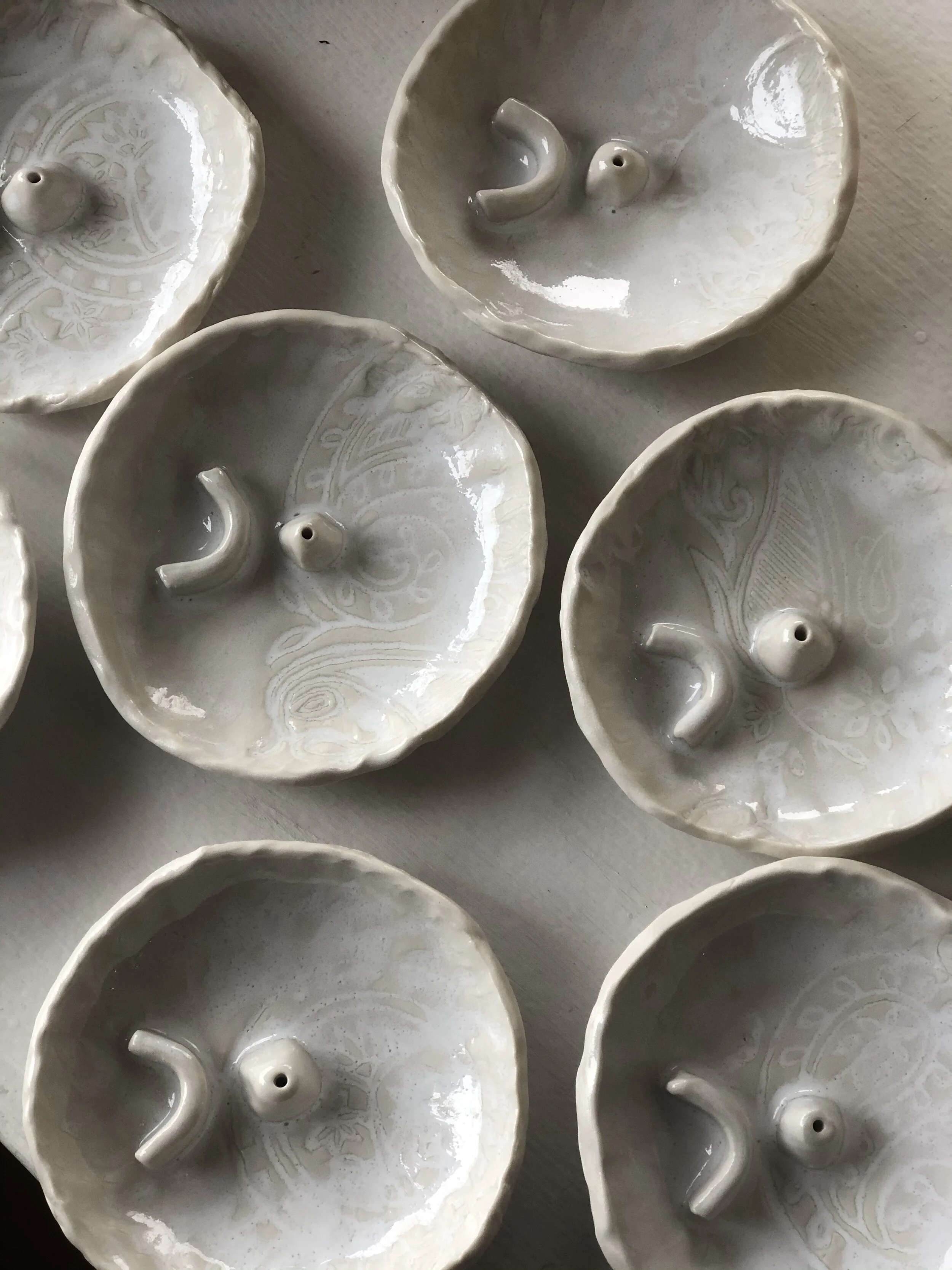 Pearled paisley incense holder - DDB0FB97-1C85-40E6-A7EB-8050C4A53979.jpeg