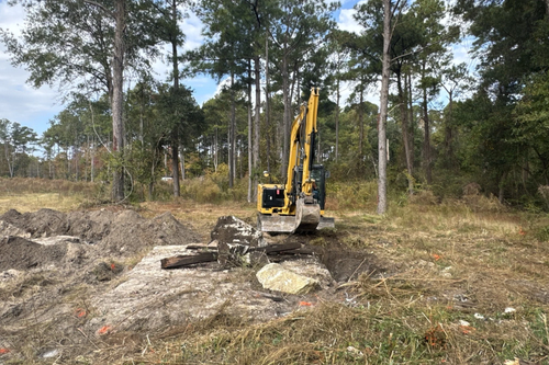 Additional Cleanup of Contaminated Soil and Debris in OU2 Started Nov. 3. Updates To Be Shared at Community Meeting Nov. 18.