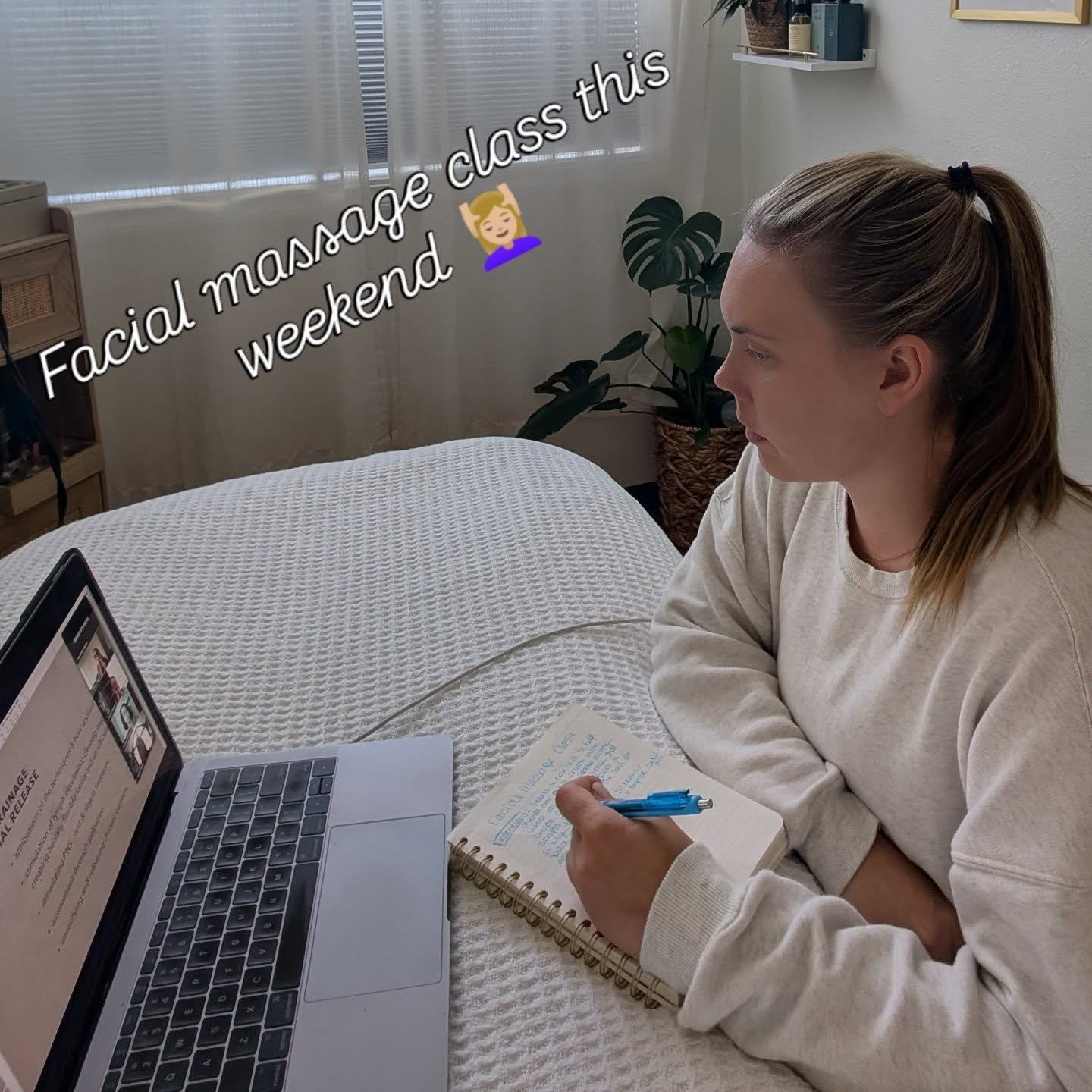 Sundays just got a whole lot better! I'll be learning new facial massage techniques to pamper you with soon!! 🩷💆🏼&zwj;♀️

#buccalmassage #lymphaticdrainage #myofascialrelease #FacialSculpting #facialmassage