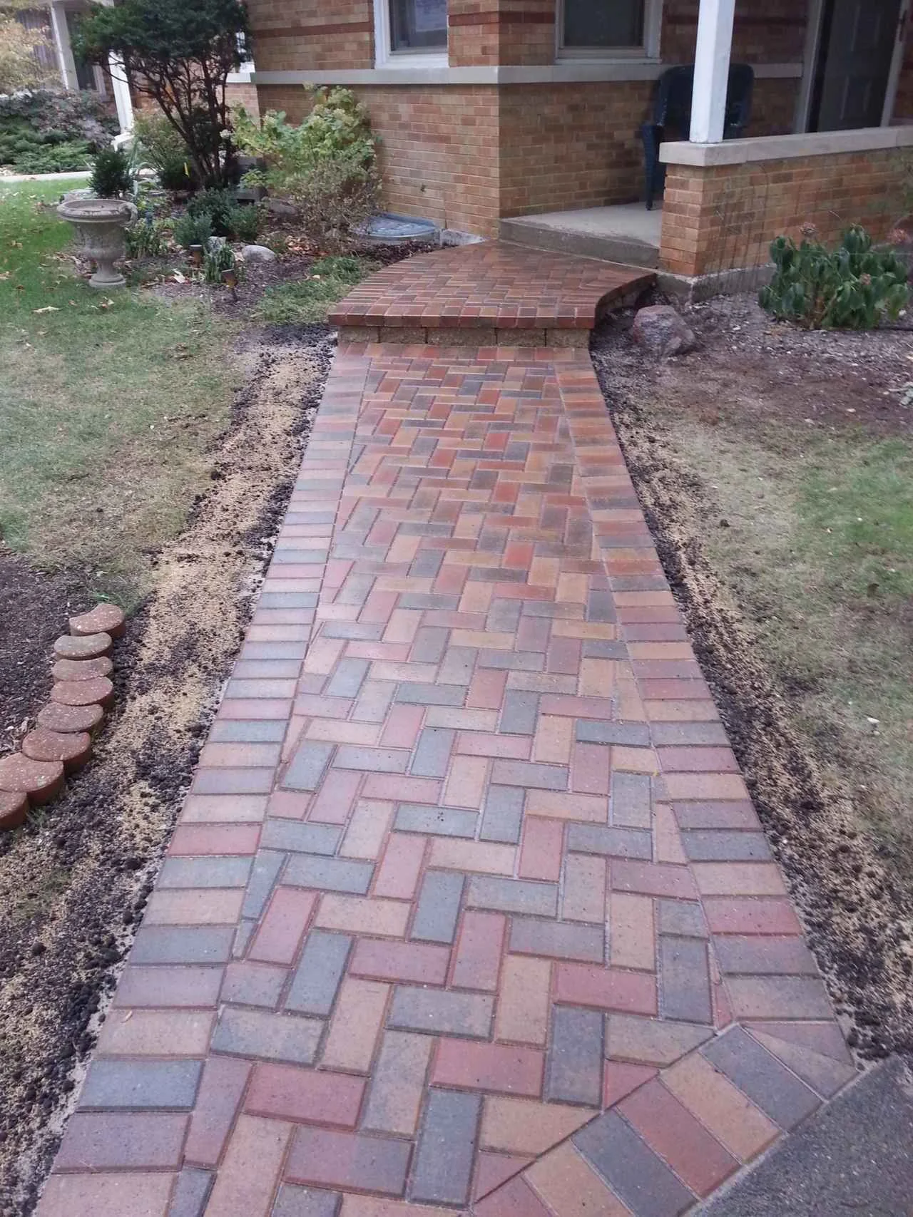 Walkway renovated with brick pavers in Oak Park, IL