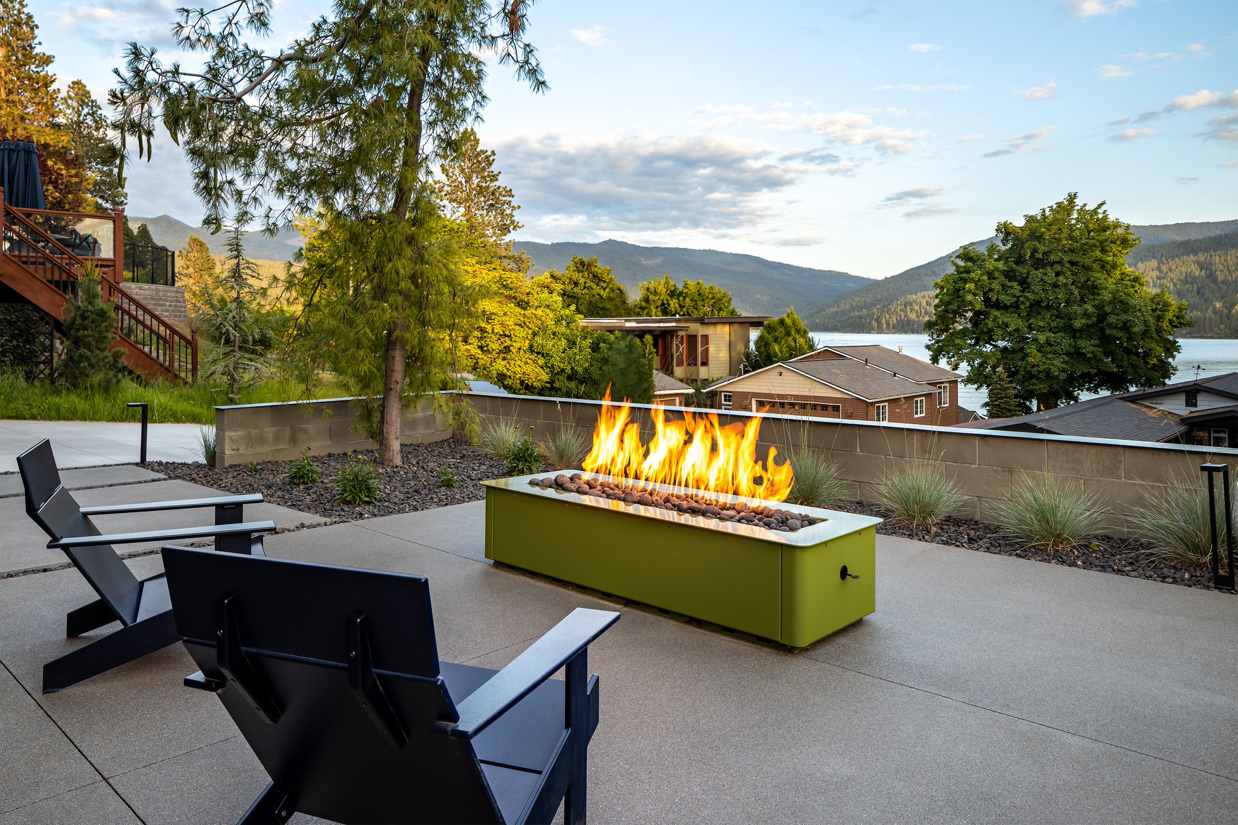 6.6.2025-RENZ-Hoist-Blend-Patio-Perspective-to-Lake-Medium.jpg