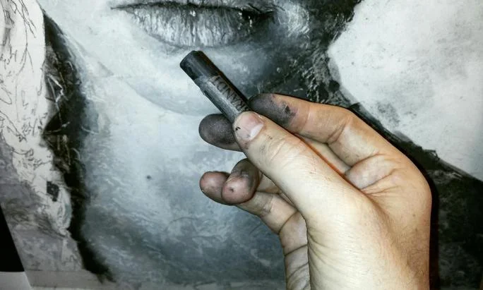 Artist Ryan Bradley uses Rembrandt Pastels