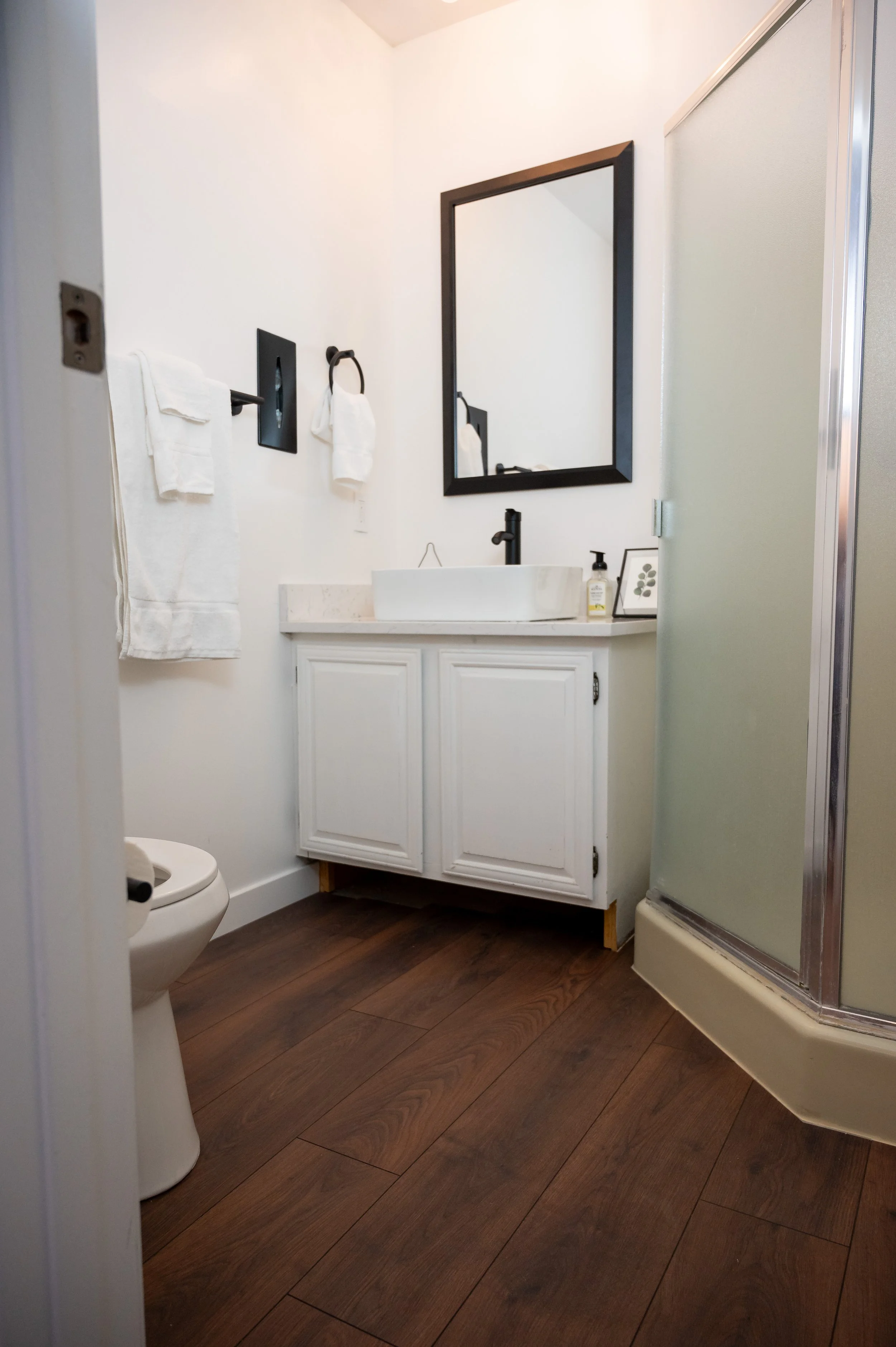GuestBath_1.jpg