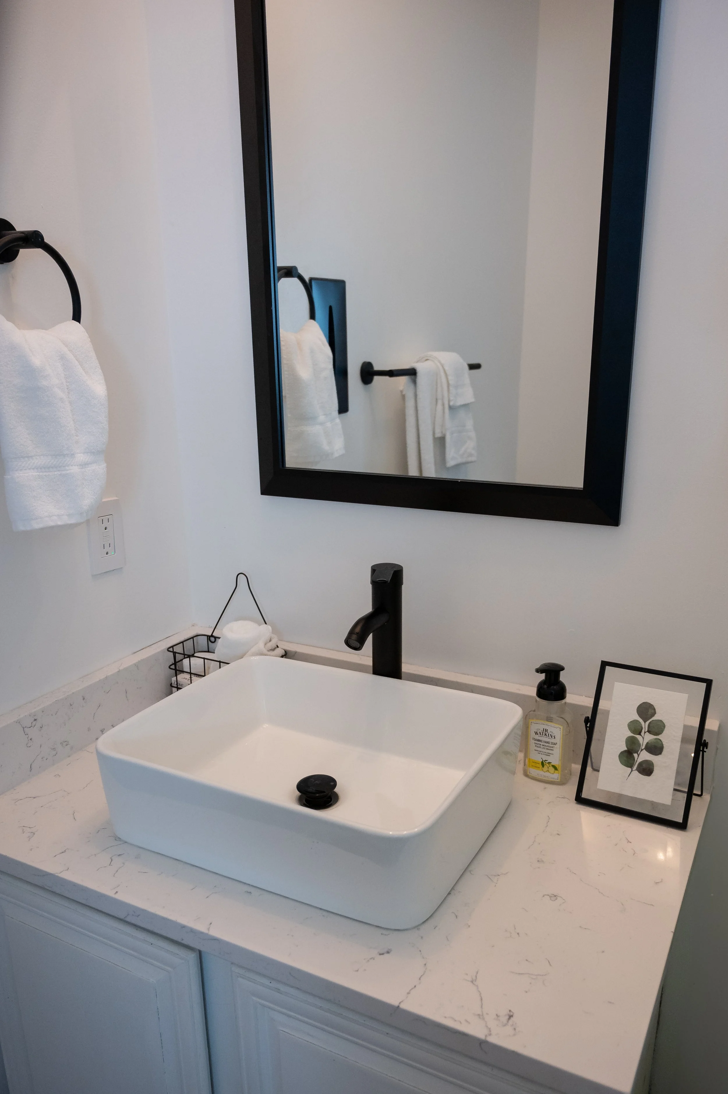 GuestBath_2.jpg