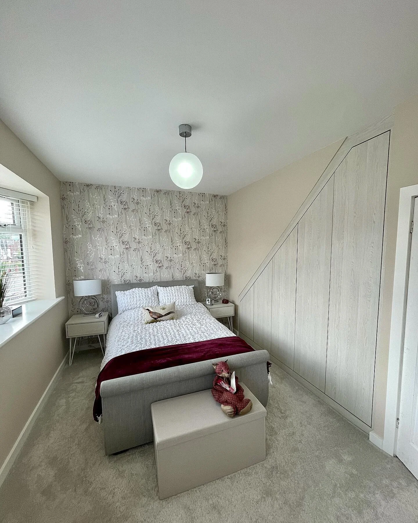 A recent project completed maximising the use of an under stair space to gain maximum storage with a pair of matching bespoke free-standing bedsides. #bedroomdecor #bedroominspo  #bespokebedrooms