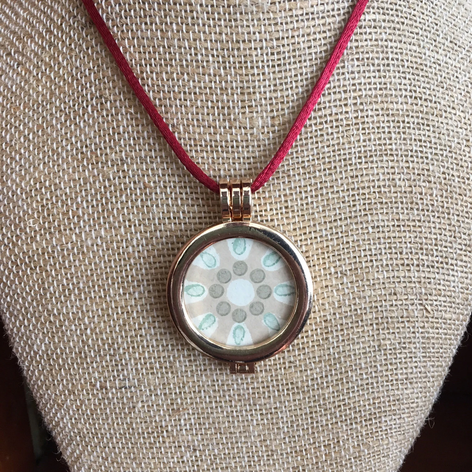 GoldenLocket2.jpg
