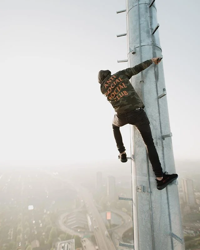 Have been feeling quite unmotivated and uninspired lately but I&rsquo;m slowly getting back on my shit, wanna shoot and link up with some new people if you are down hmu💆🏽&zwj;♂️