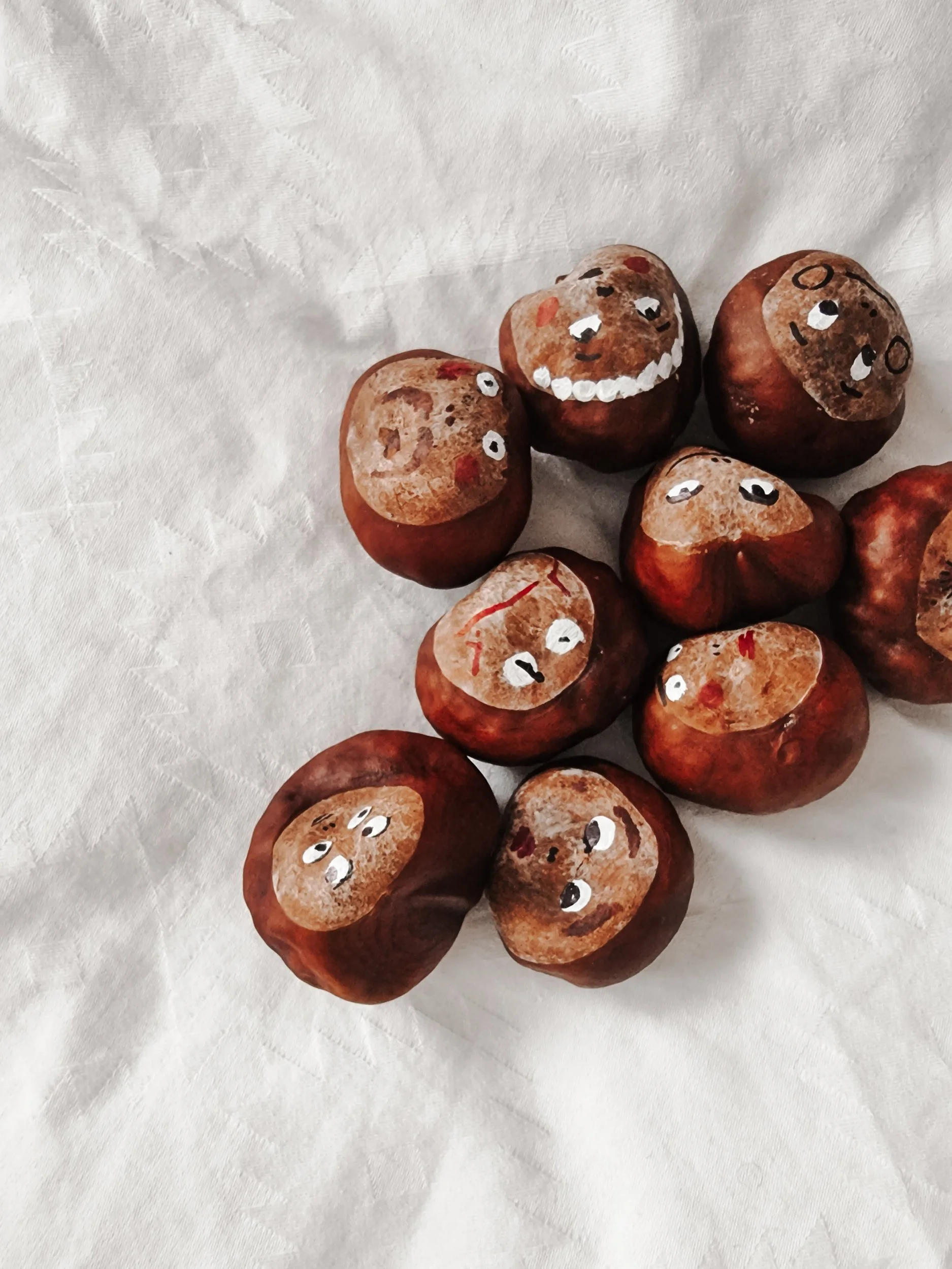 creating conker faces