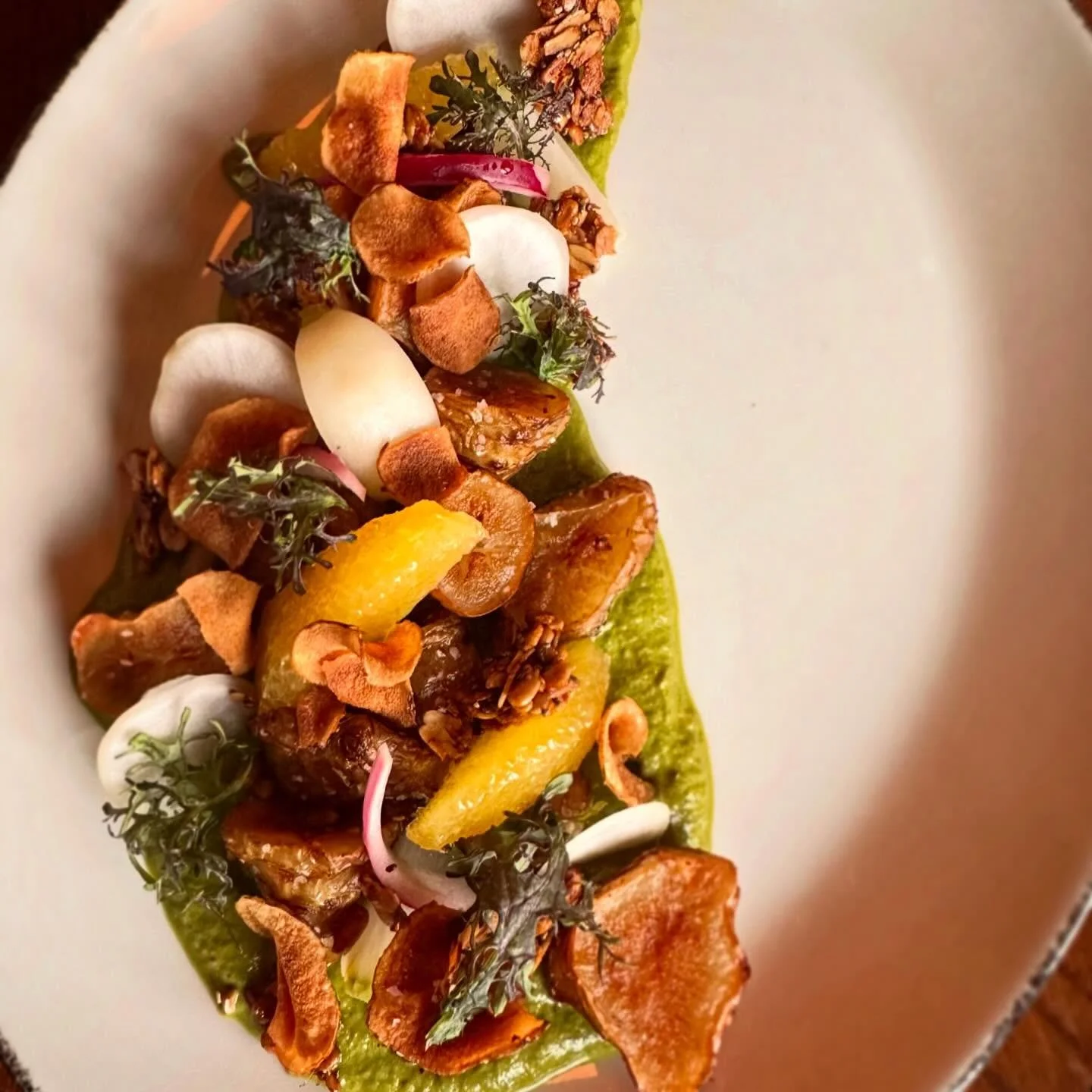 🍂🍁🍃New Fall Flavors! 💥Crispy Golden Sunchokes with a novel Sunflower 🌻 Seed Mole!
Featuring local pickled vegetables and 🥬 greens! Drop in and give it a try before it&rsquo;s gone!