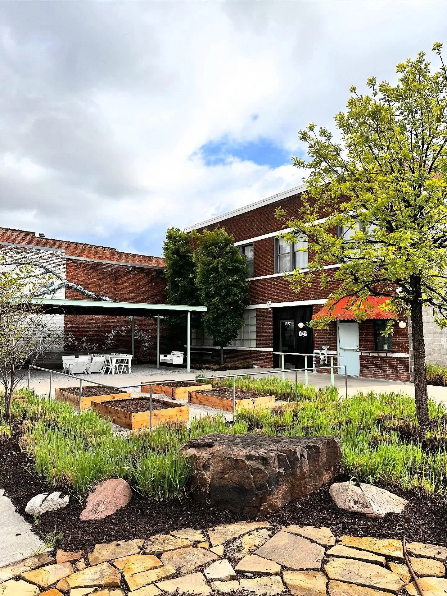 🥳8 years have gone by since we moved out of that dilapidated old shack to our current digs! A lot of things have changed in that time, but a lot of things have stayed the same. We have never abandoned our quest to bring you the best food, drink and 