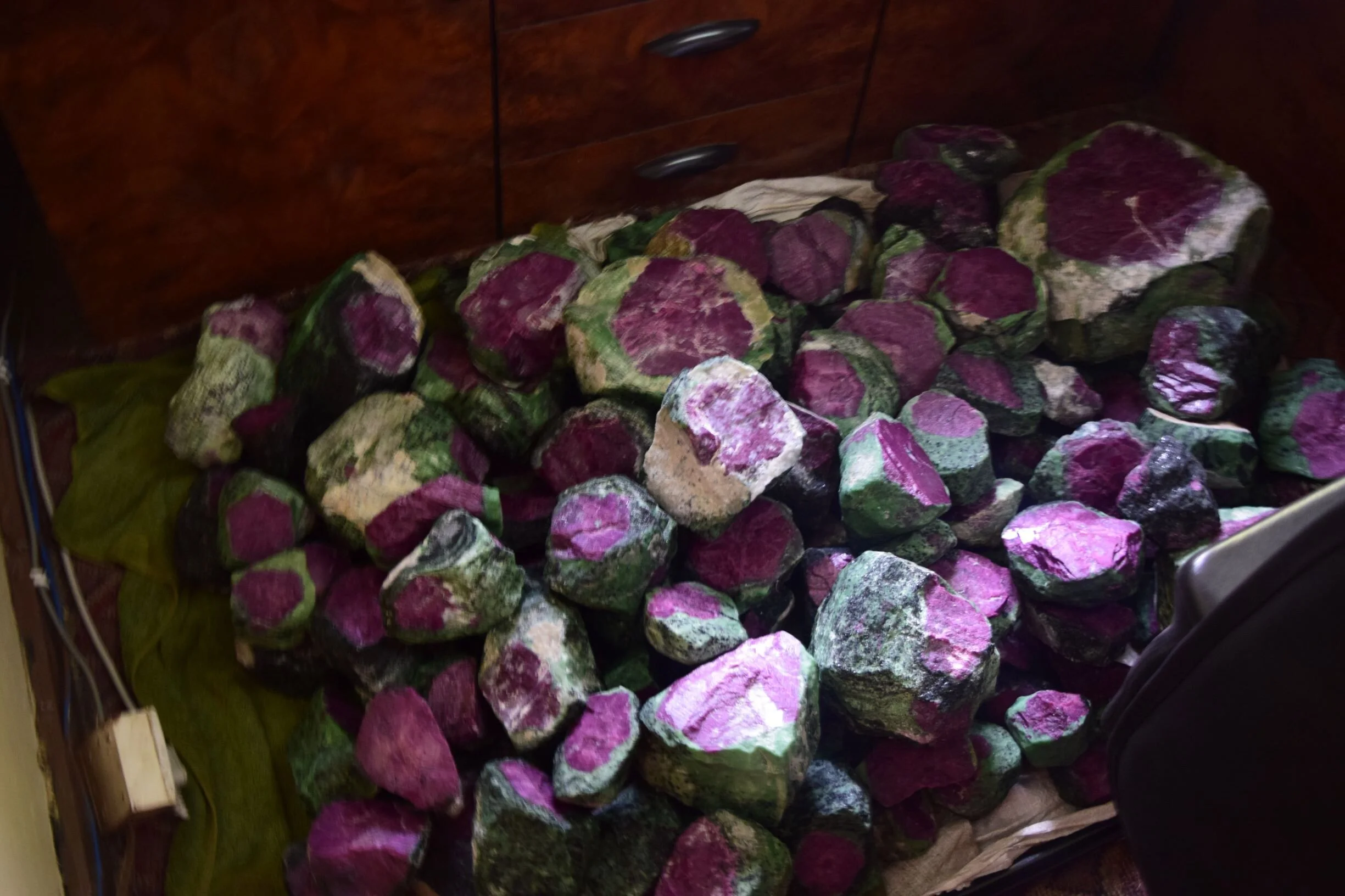 Gemstones that come from Tanzania — Edward Fleming Jewellery