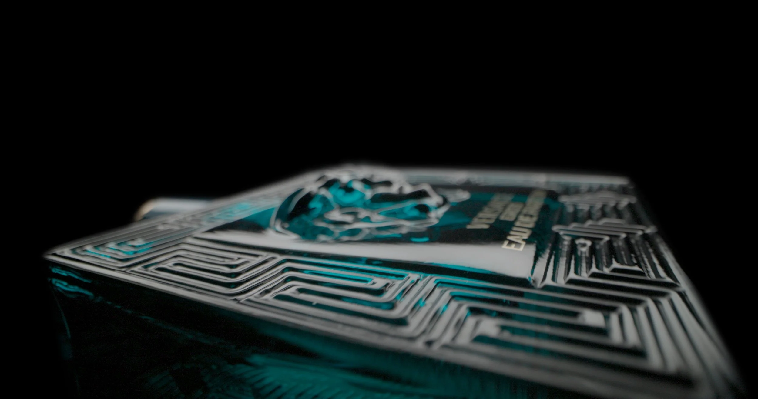 Fly Over Bottle Color (3-26-47-00).jpg