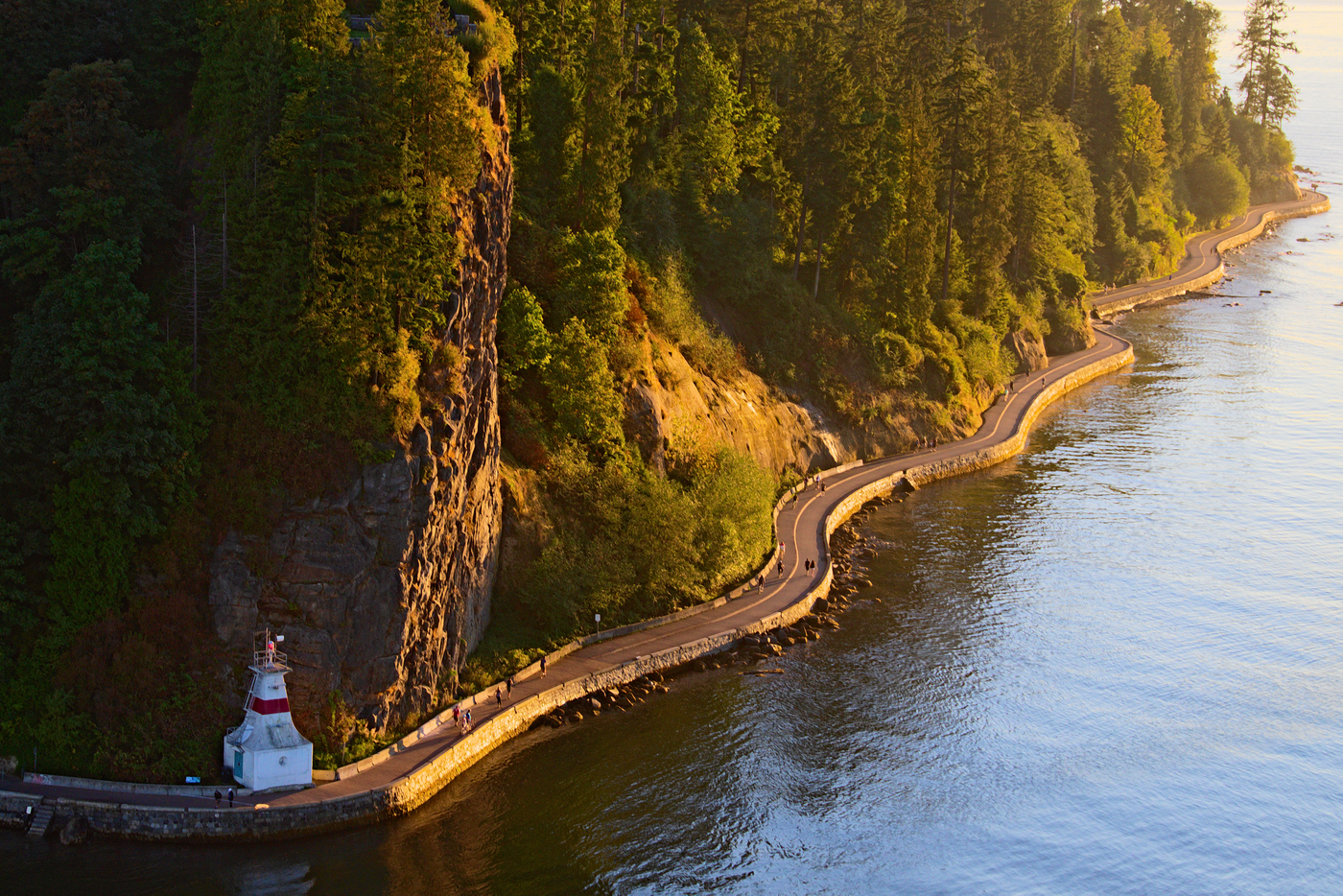 Seawall02.jpg