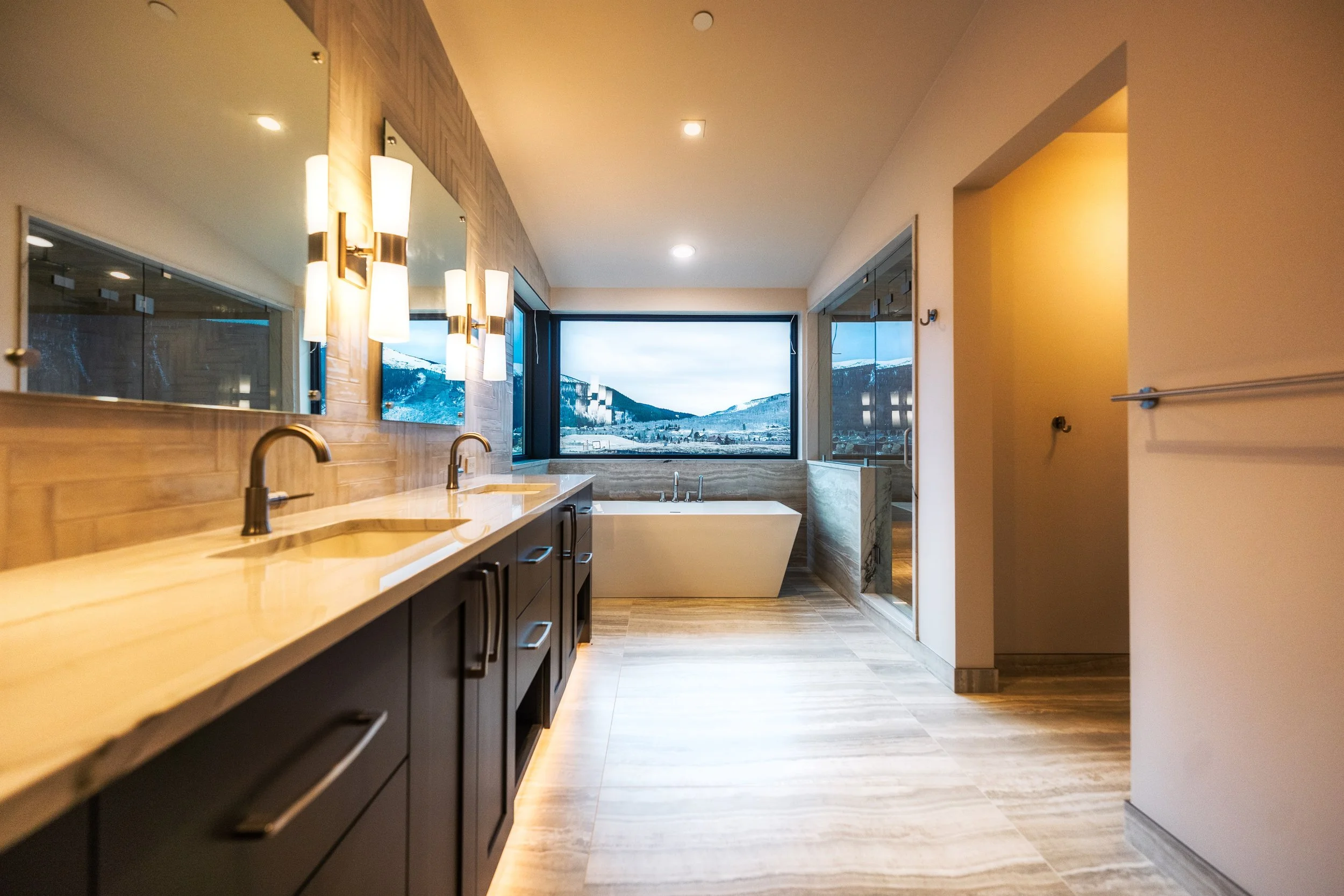 Master Bath.jpg
