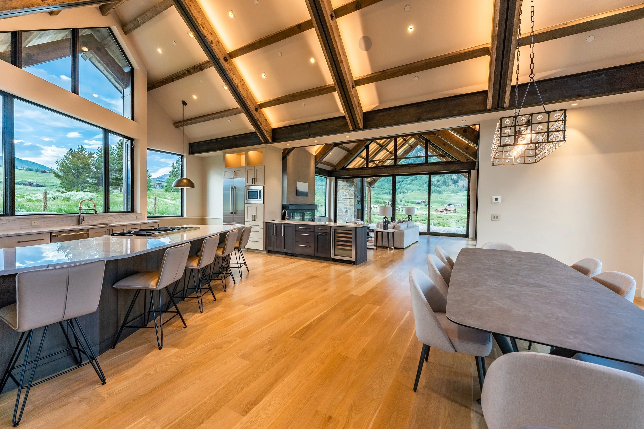 101 Pramid Summer Content-12.jpg