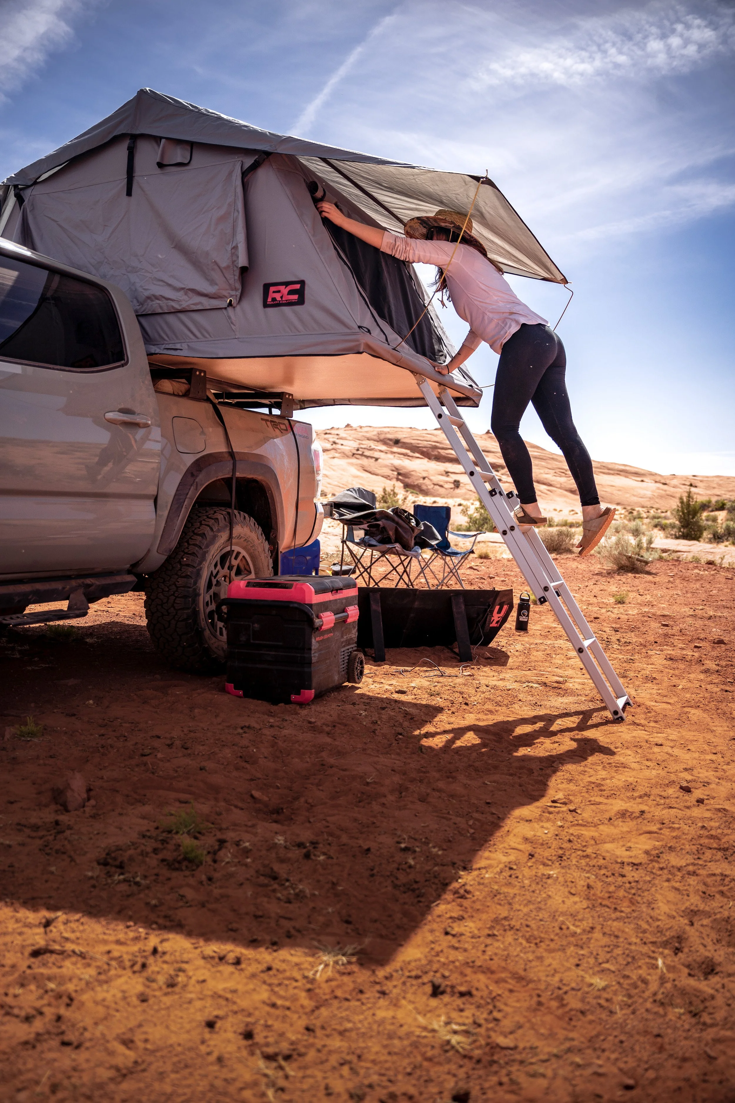 Rough Country Tent Set up - Connor Scalbom.jpg