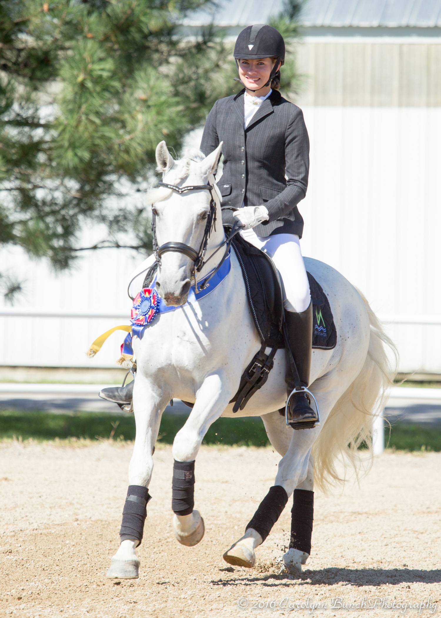 16R409 USDF Third Level AA 1CEB8885.jpg