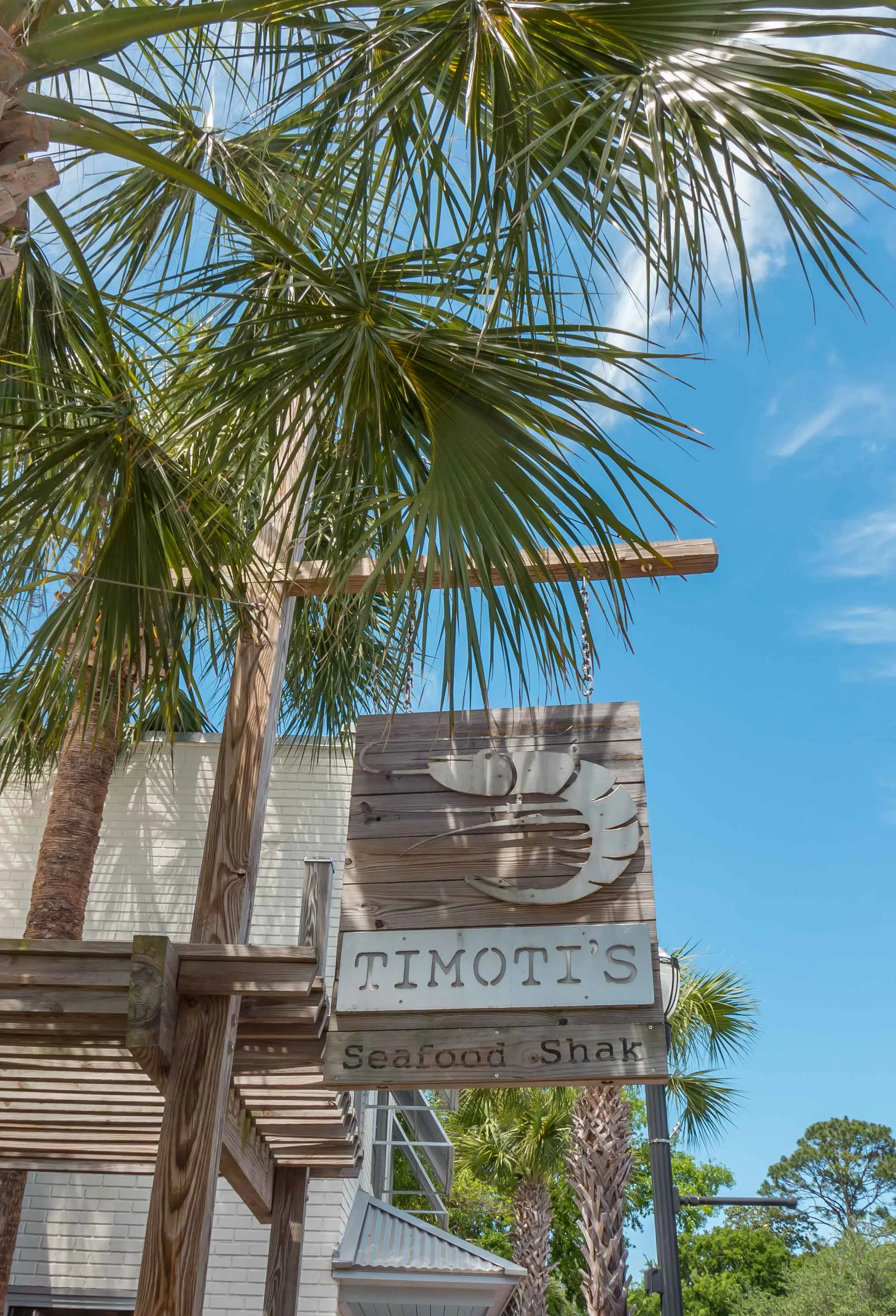 We had rented a car which made it easy to leave the resort in search of food. Fernandina Beach is about a 20 minute car ride from the resort. For lunch one day, we ventured out to Timoti's Seafood Shak . 