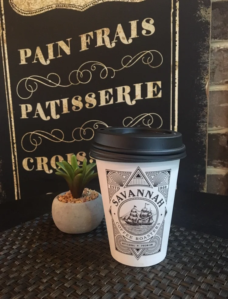 We always break for coffee! Popped into Savannah Coffee Roasters for some Joe. With much self restraint, we waltzed right on by the dessert case (IT LOOKED SO GOOD). Buuuut in full disclosure, it was because we had dinner ressies right around the corner. Can't spoil our dinner!