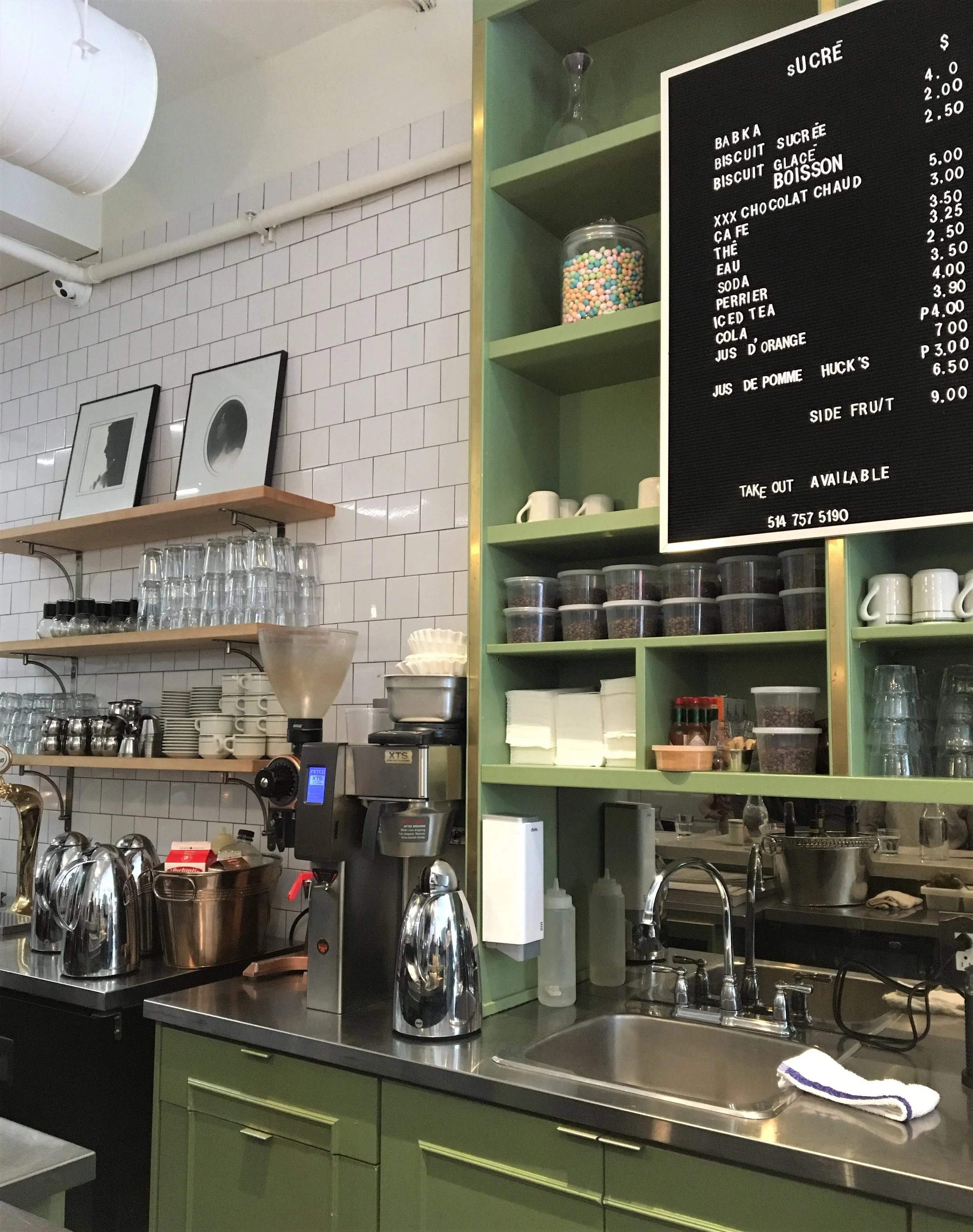 On our last morning, we went to Arthur's Nosh Bar . They don't take reservations so we made sure to get there when the opened. We were lucky to snatch 4 seats at the bar because the wait list started to get long pretty quickly.