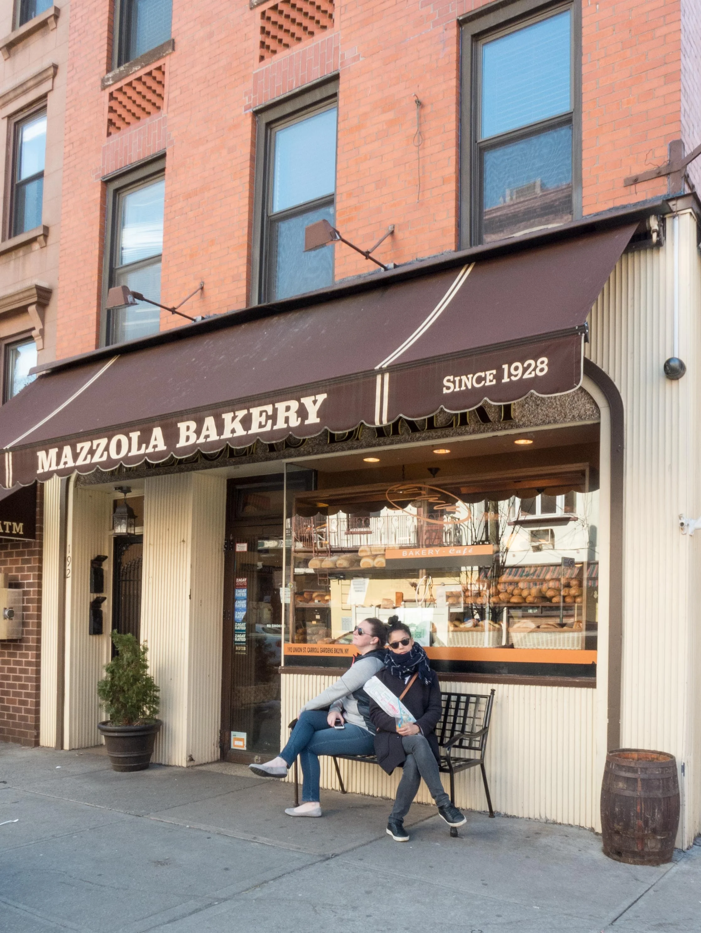 After strolling around for a bit, we needed a snack. Steph said it was a must that we stop by Mazzola Bakery for lard bread. What is lard bread you ask? It's a loaf of bread with pieces of cheese and ham baked inside. It's heaven.