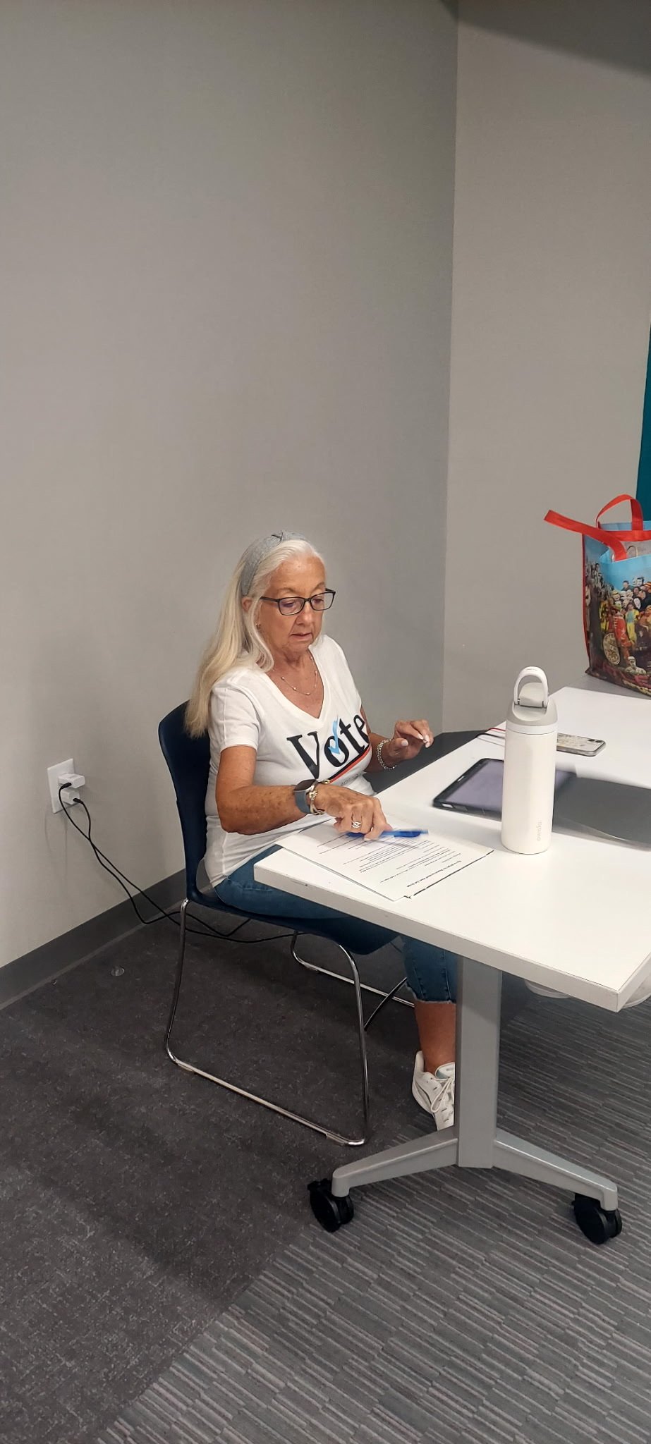  LCDWC member Susan organizing her call scripts. 