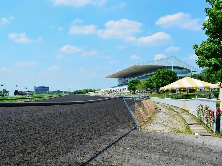 Arlington Park would like to add slots, but some legislators warn of expanding gambling too much statewide. (Wikimedia Commons/bogdanstepniak)